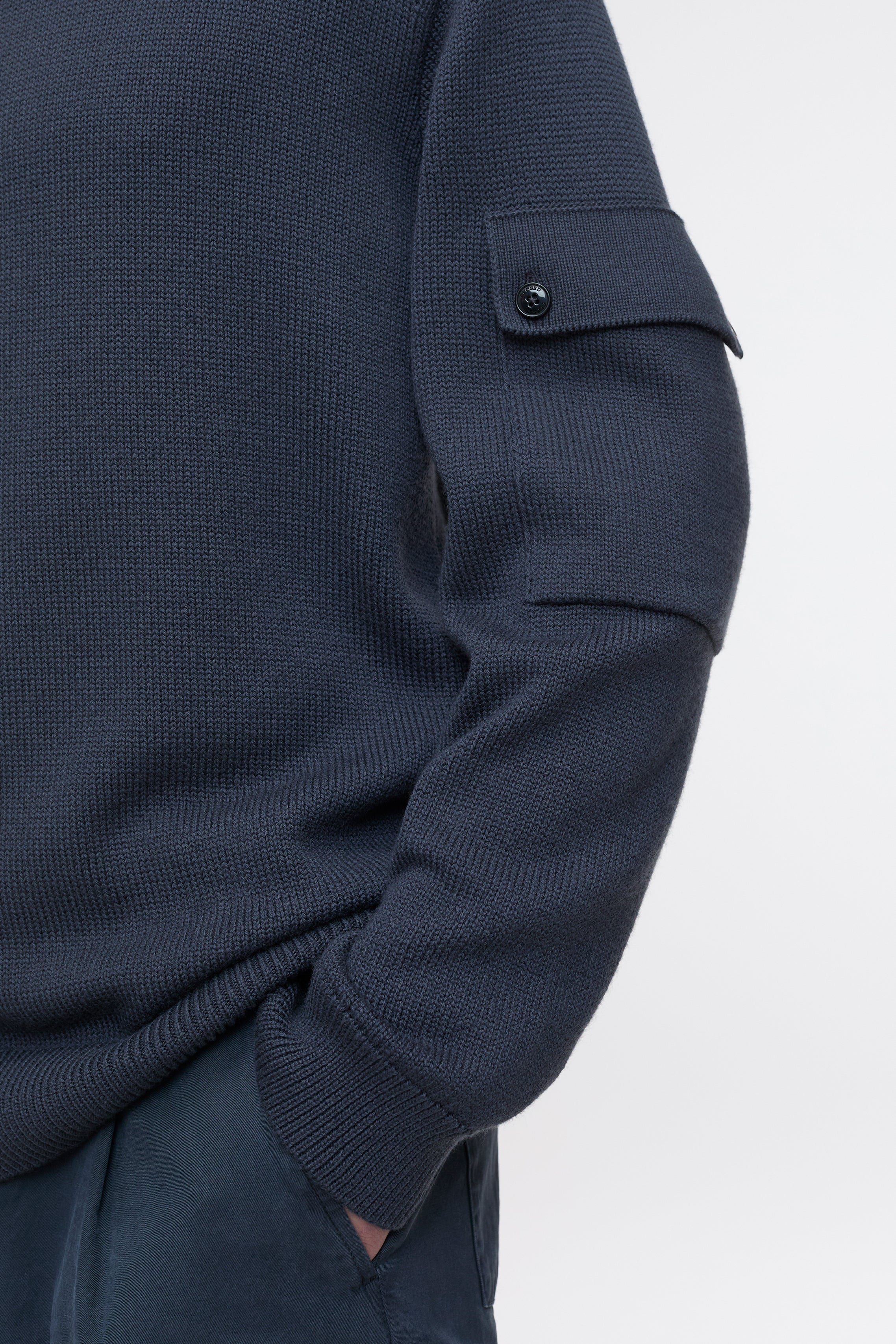 Closed-CREWNECK JUMPER-Strick & Pullover-Black-Deal-Outlet-by-ARCHIVIST