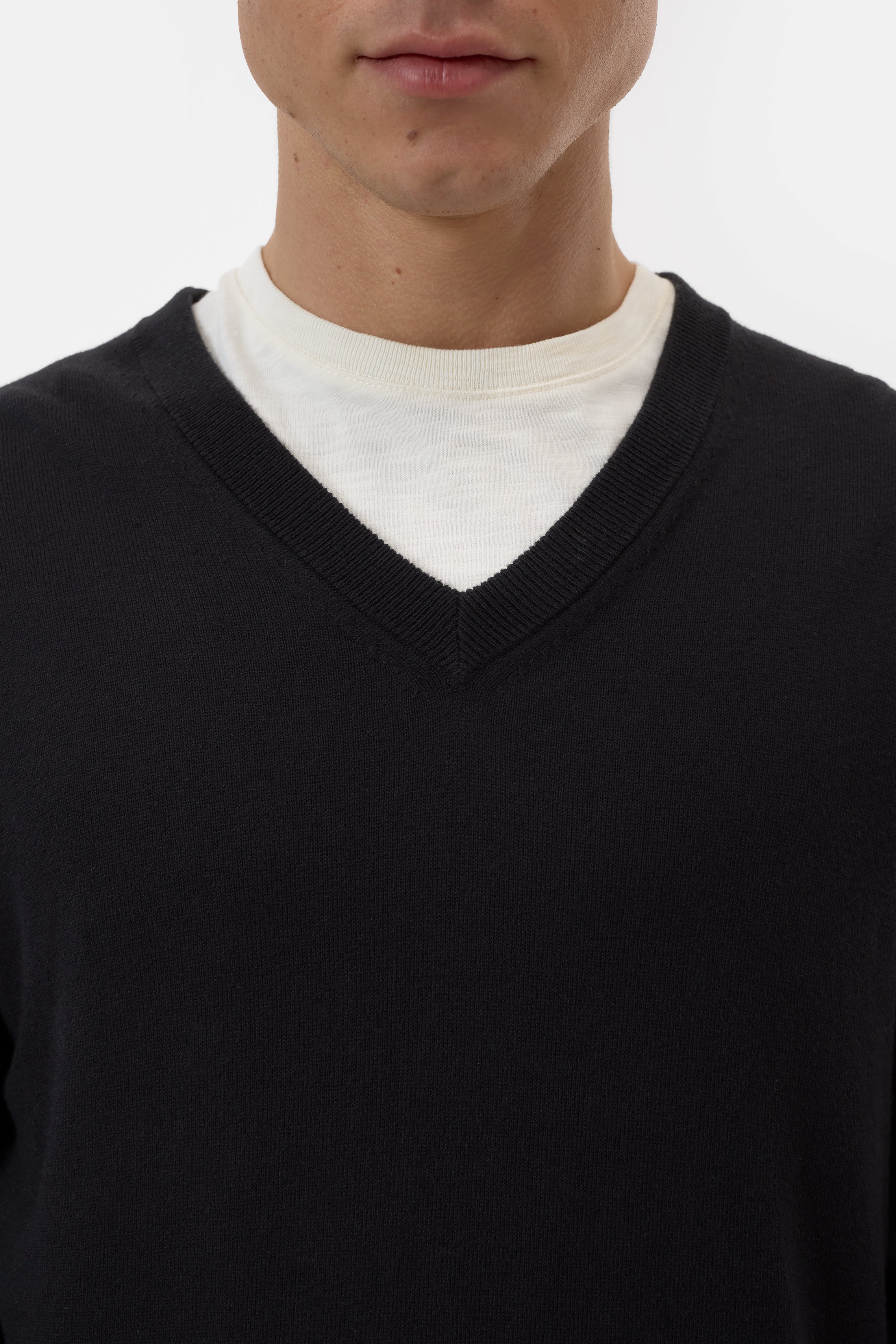 BASIC V-NECK-Strick & Pullover-Closed-ARCHIVIST