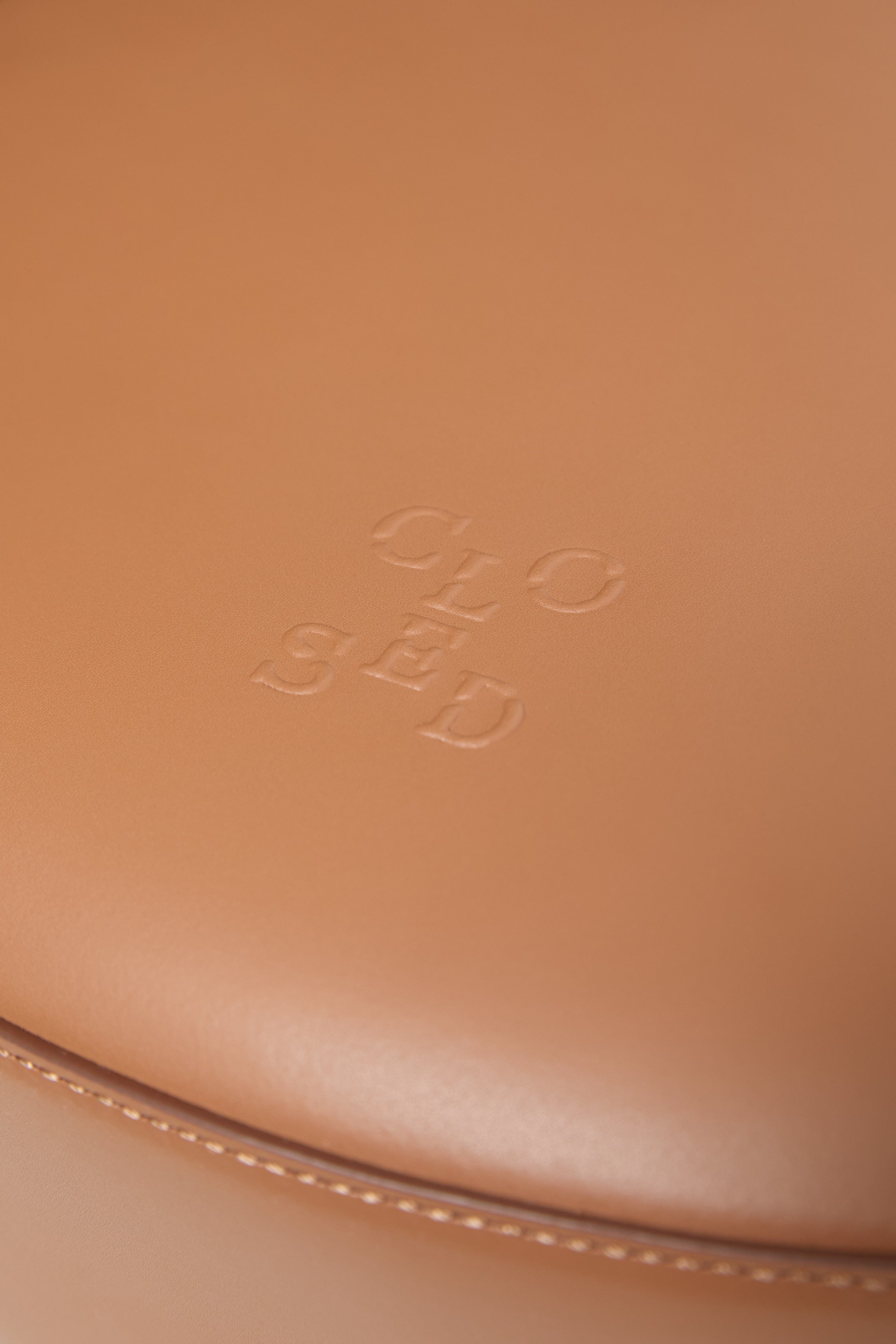 Closed-BAG-Black-Deal-Outlet-by-ARCHIVIST