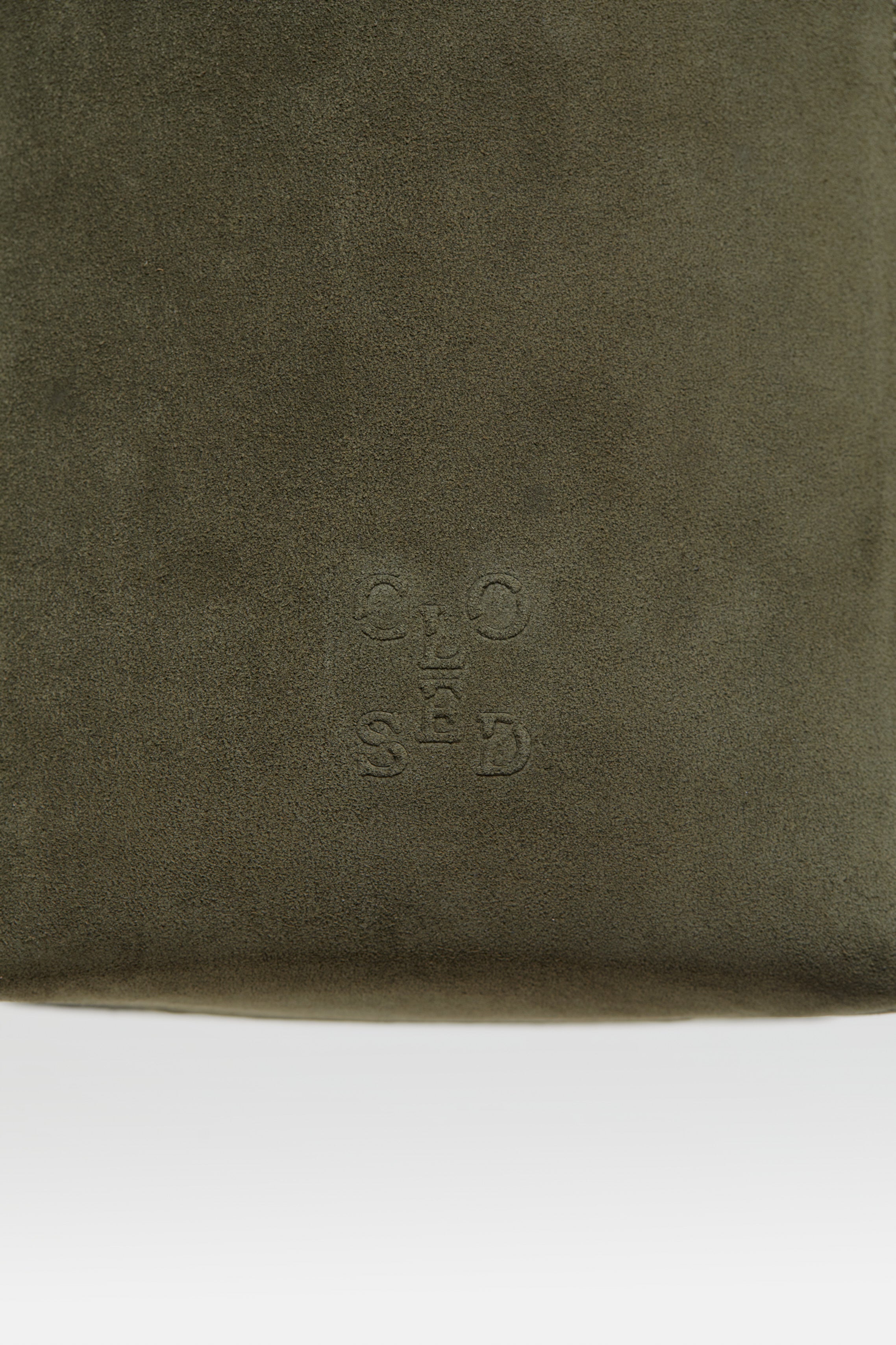 Closed-#N/A-Black-Deal-Outlet-by-ARCHIVIST