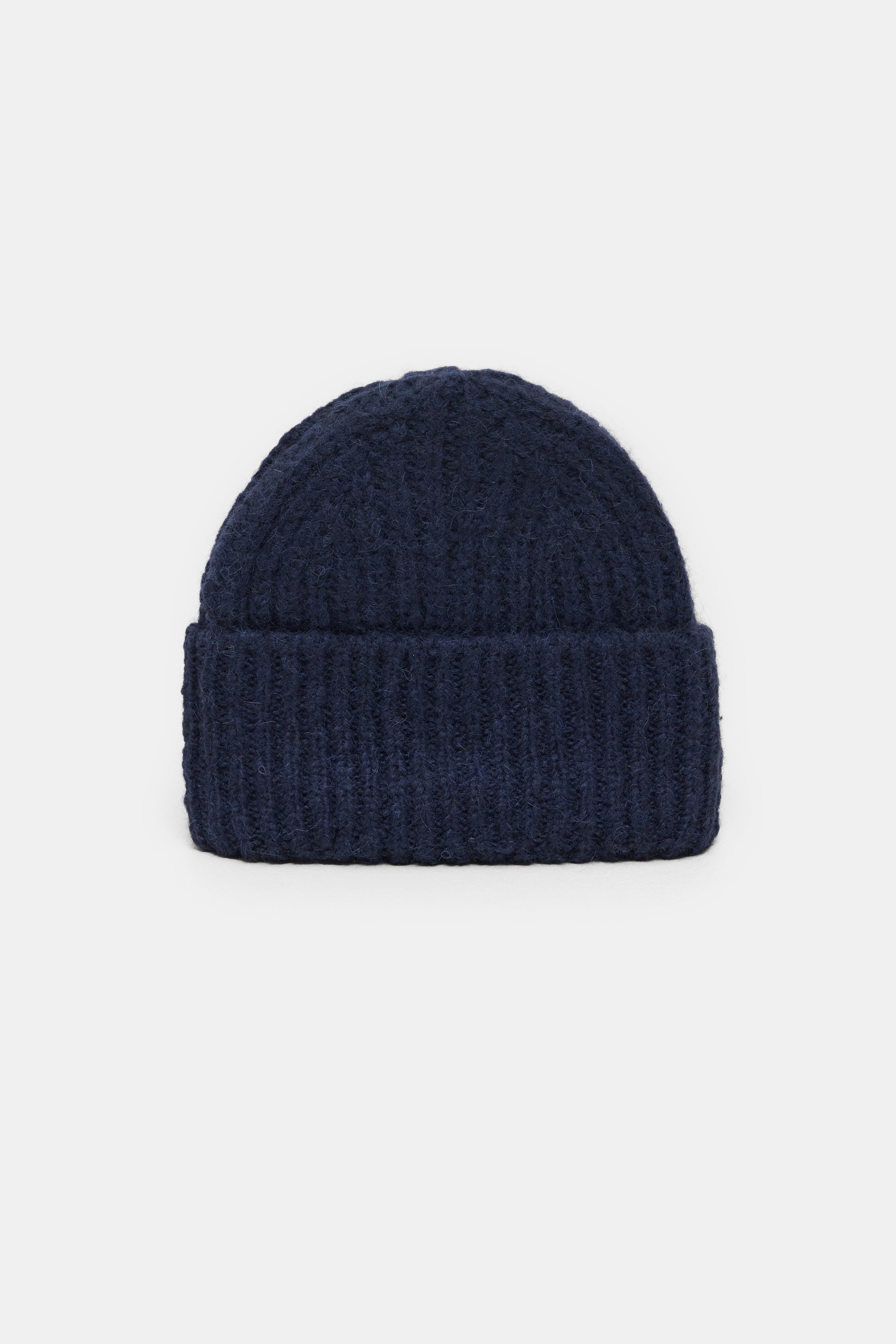 KNITTED HAT