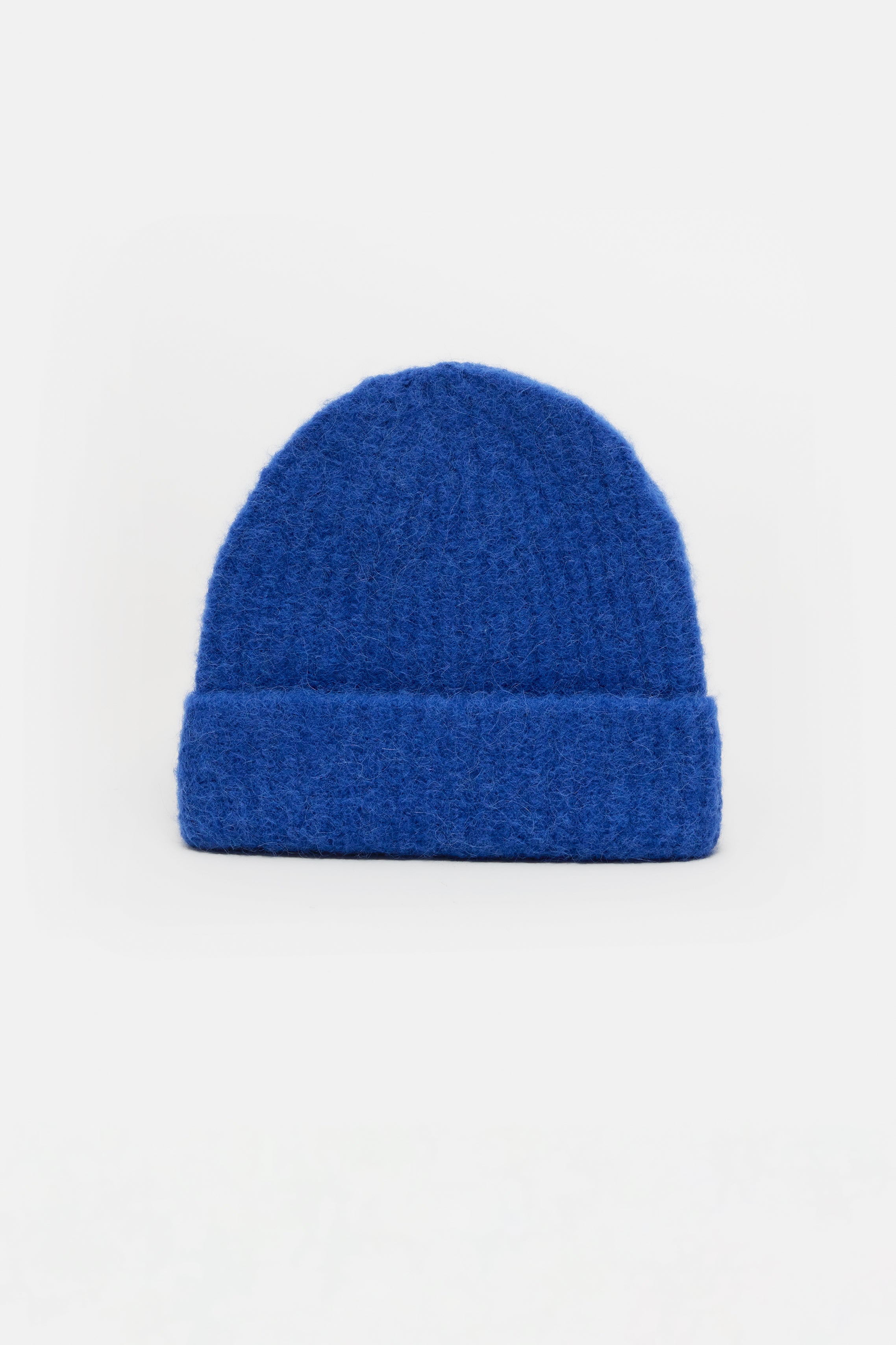 KNITTED HAT