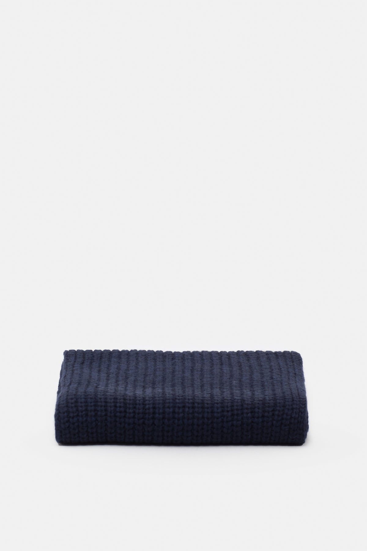 Knitted scarf