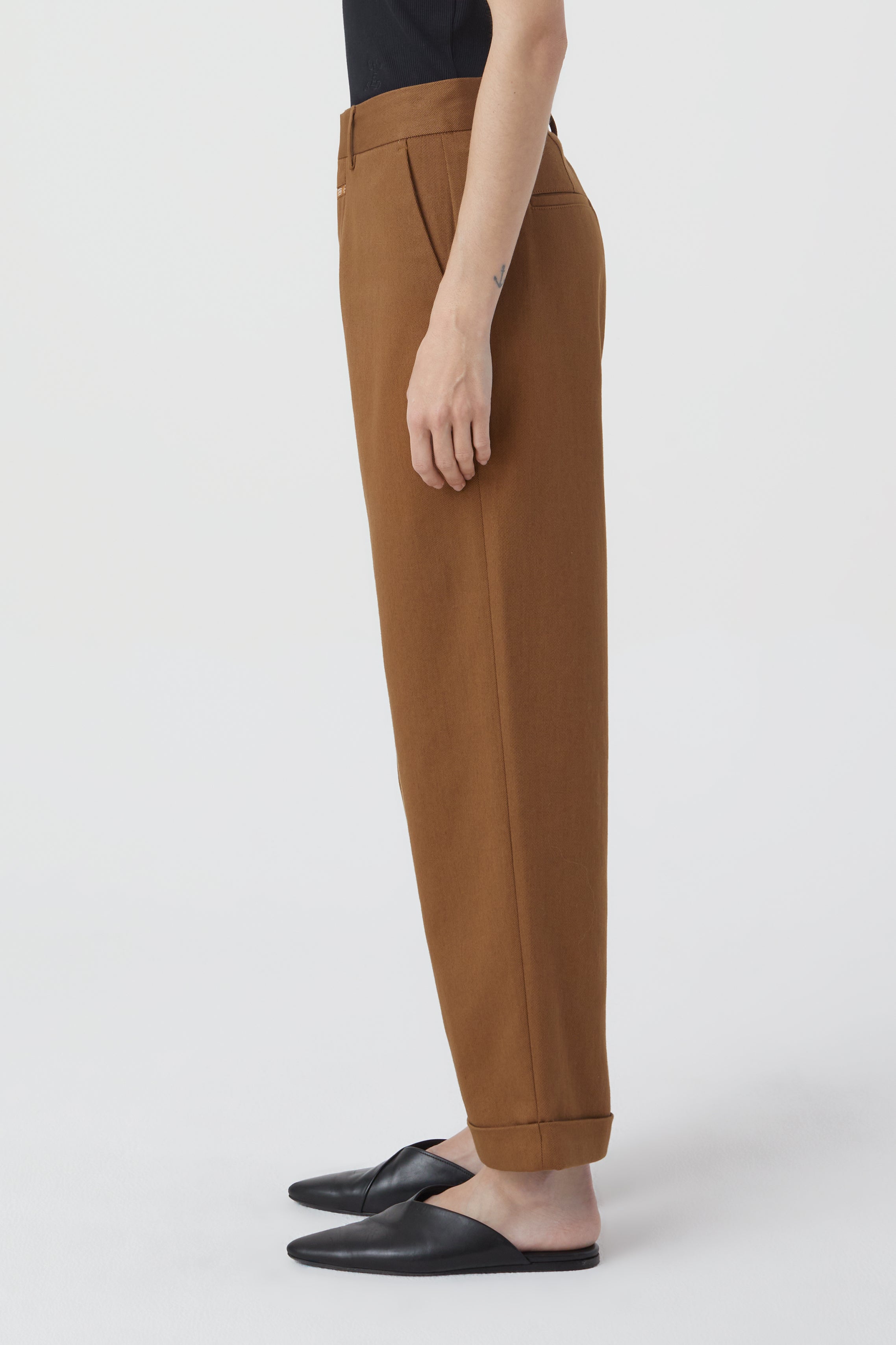 AUCKLEY-Hosen-Closed-ARCHIVIST