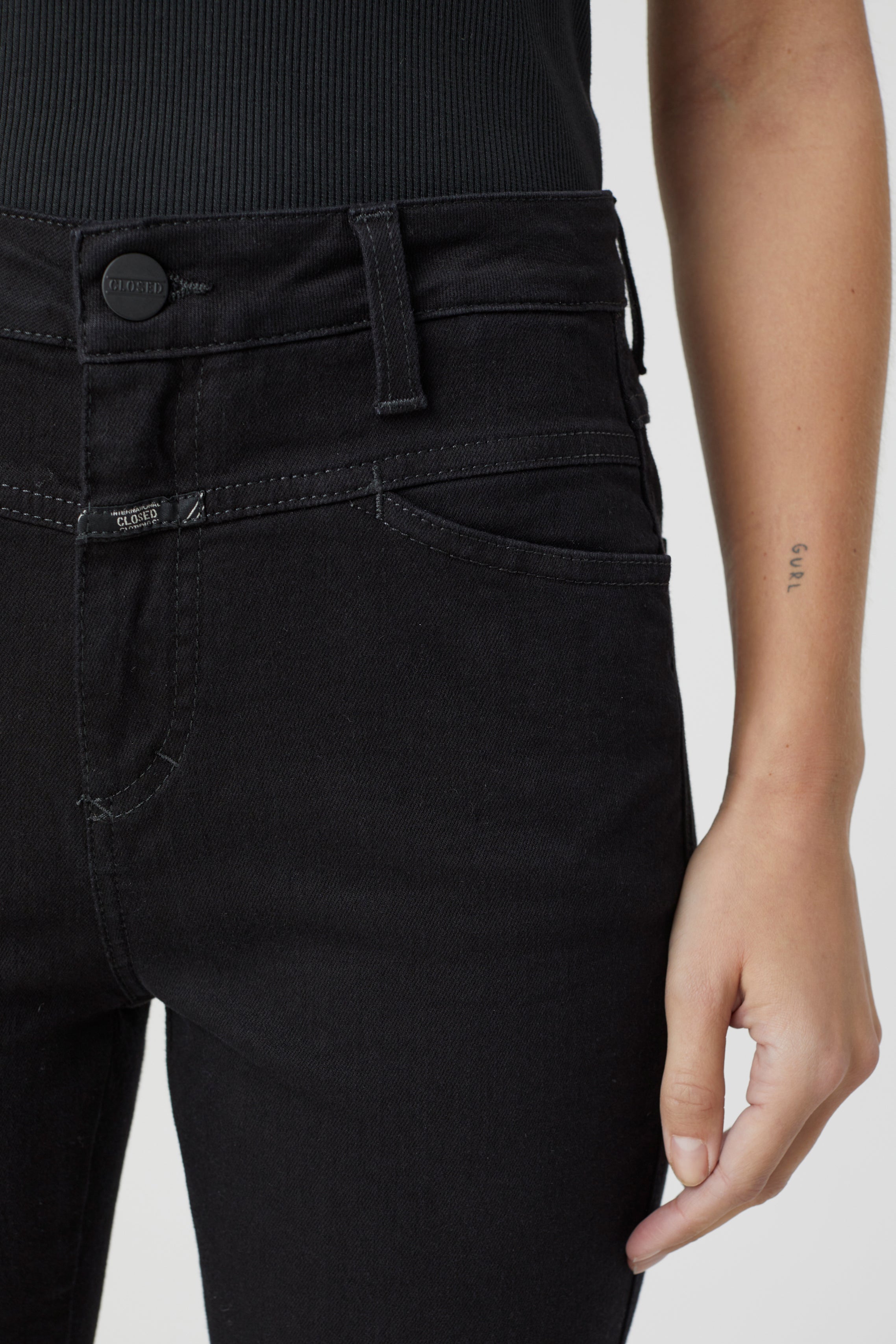 CLOSED-STYLE NAME SKINNY PUSHER JEANS-ARCHIVE-SALE-OUTLET-Lagerverkauf-Jeans-ARCHIVIST