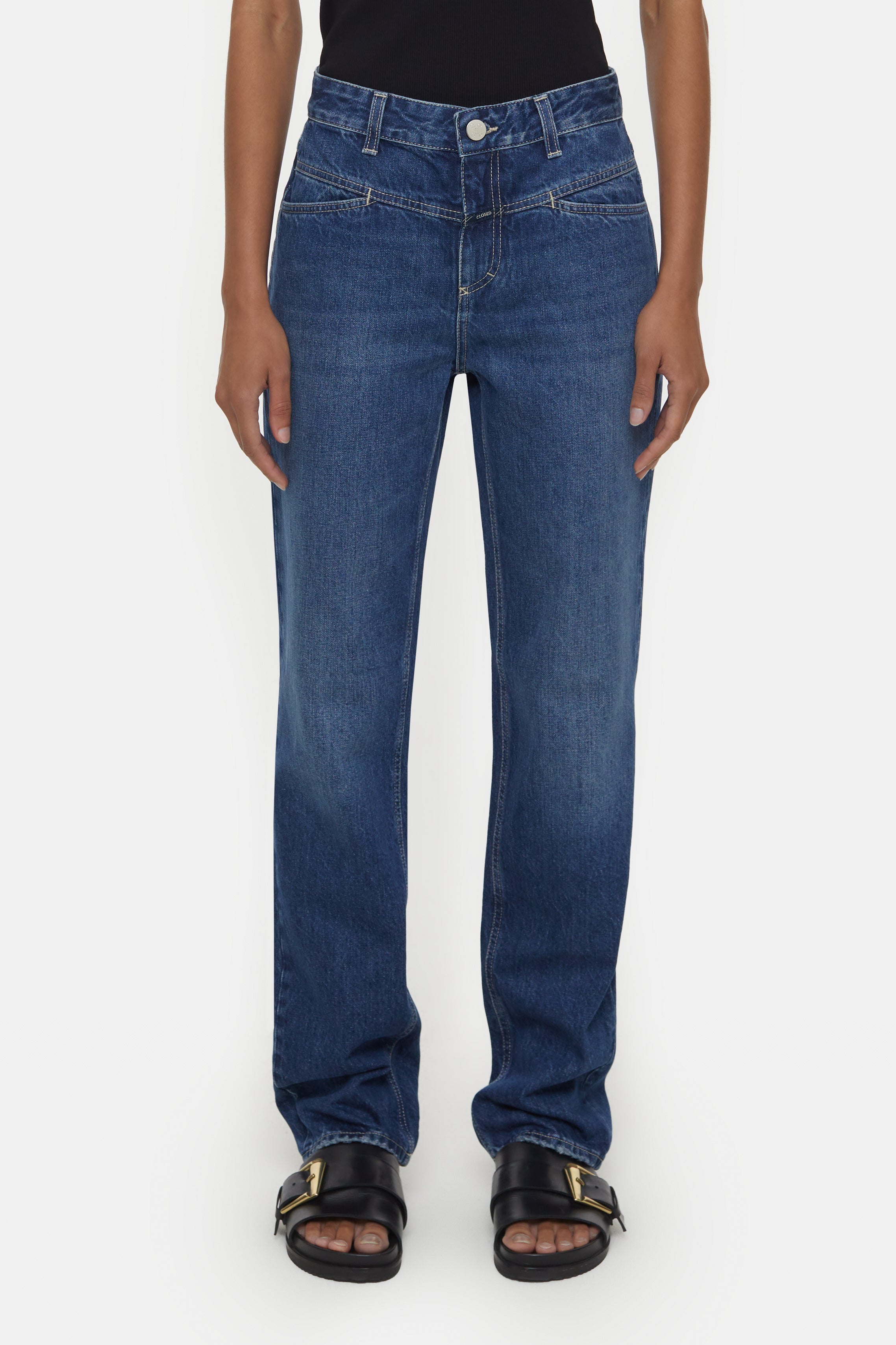 CLOSED-STYLE NAME STRAIGHT-X JEANS-ARCHIVE-SALE-OUTLET-Lagerverkauf-Jeans-ARCHIVIST