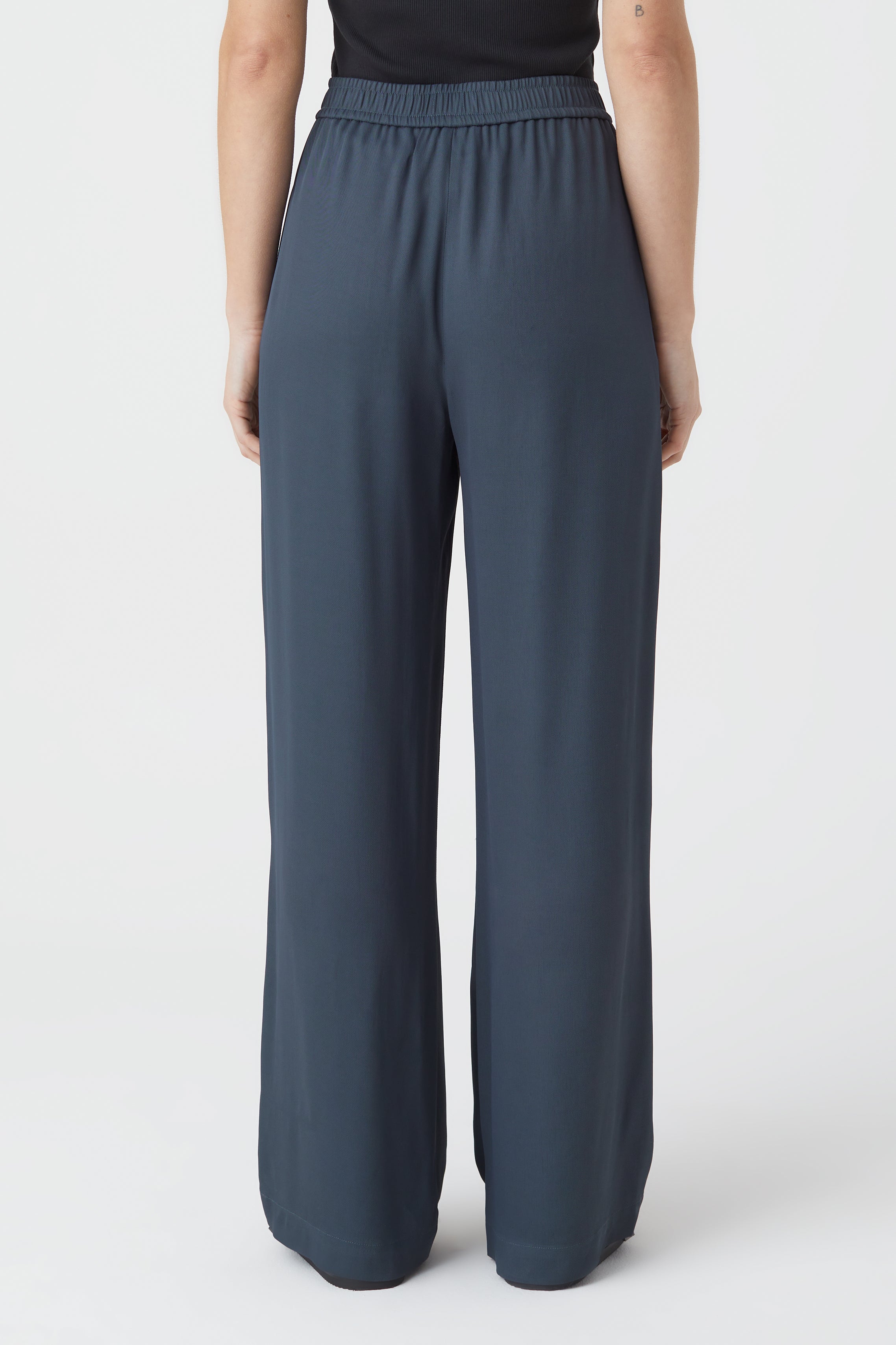 CLOSED-STYLE NAME WINONA PANTS-ARCHIVE-SALE-OUTLET-Lagerverkauf-Jeans-ARCHIVIST