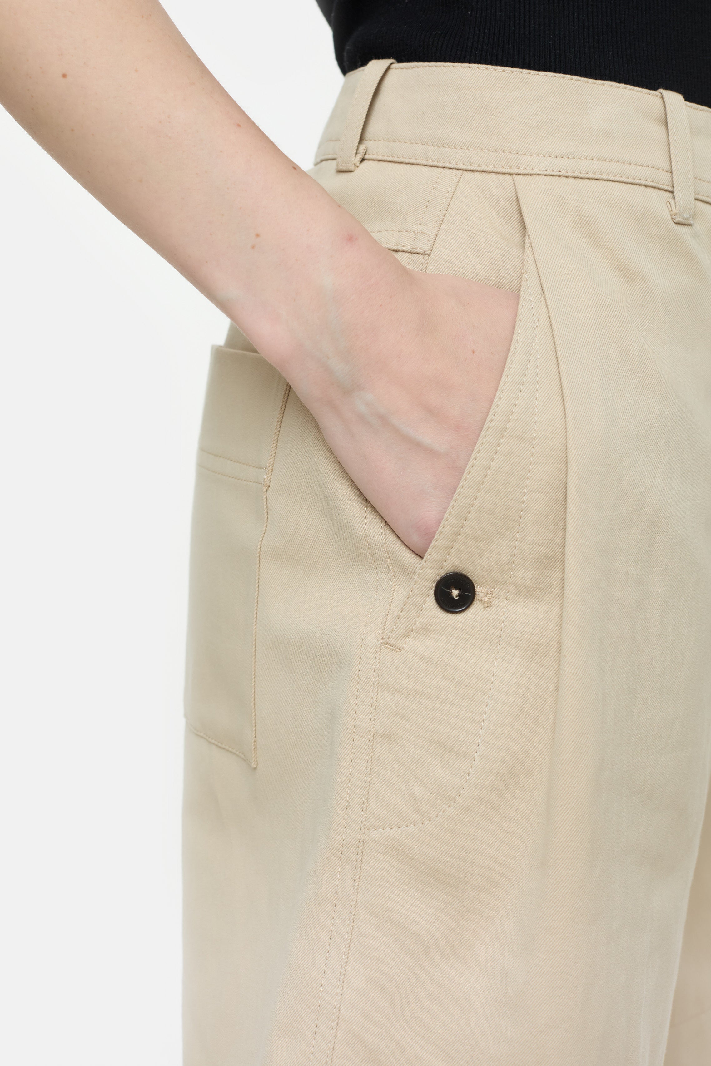 WINSLET-Hosen-Closed-ARCHIVIST