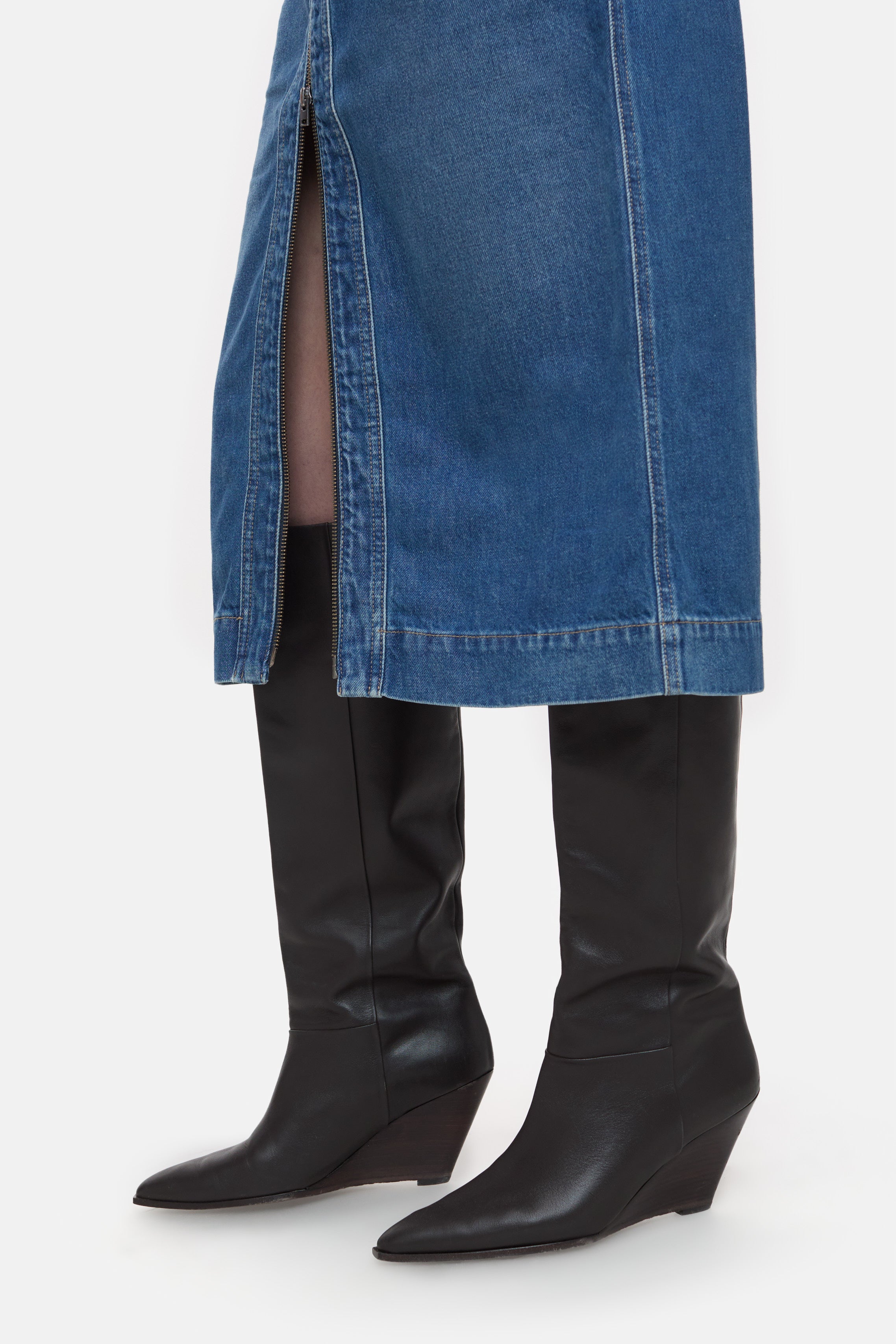 DENIM SKIRT WITH ZIP