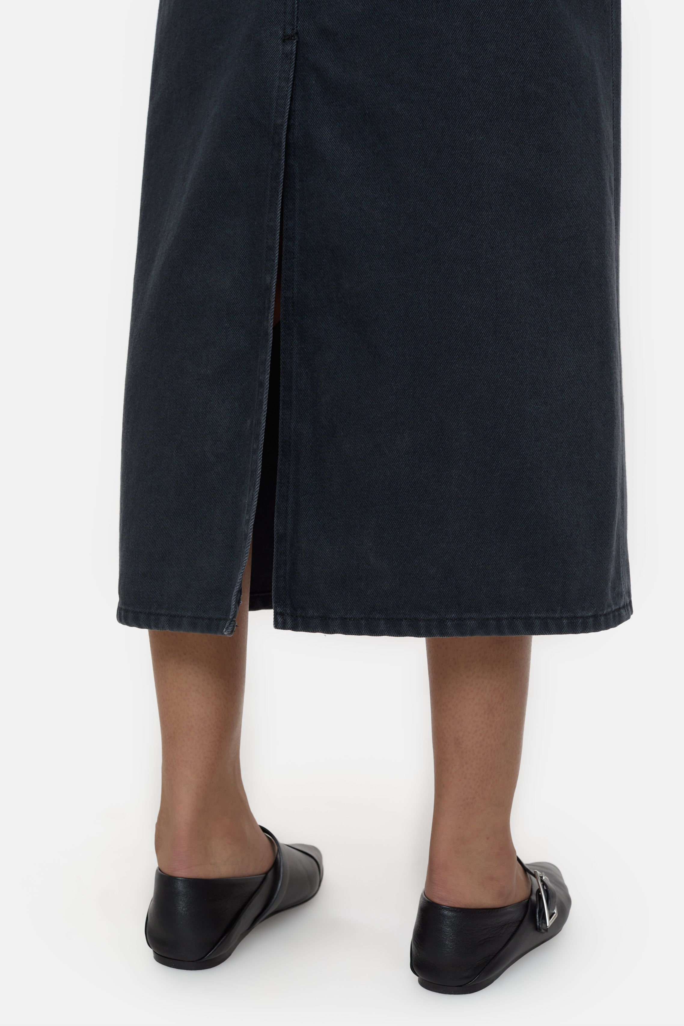 SLIM 5-POCKET SKIRT