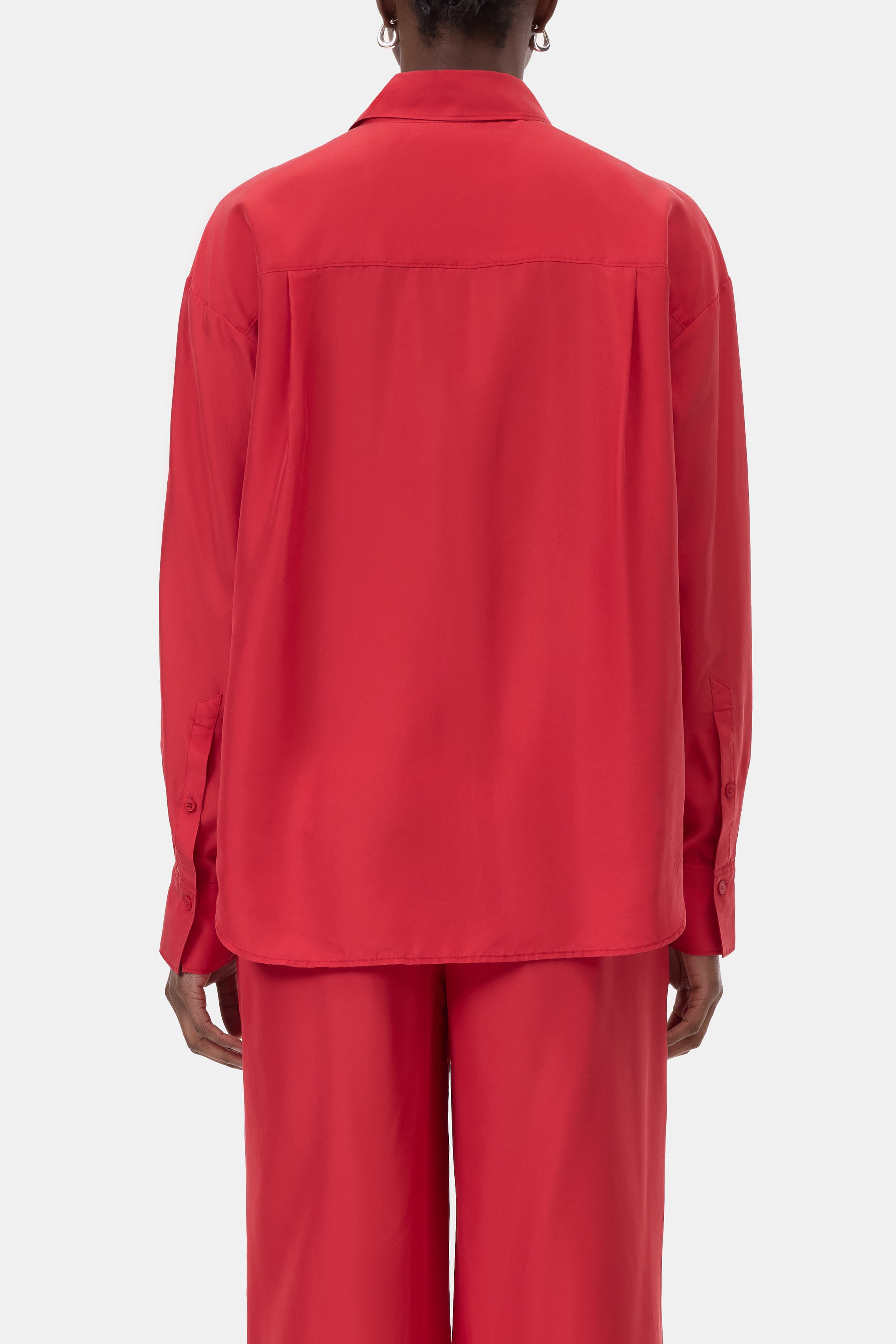 OVERSIZED SHIRT