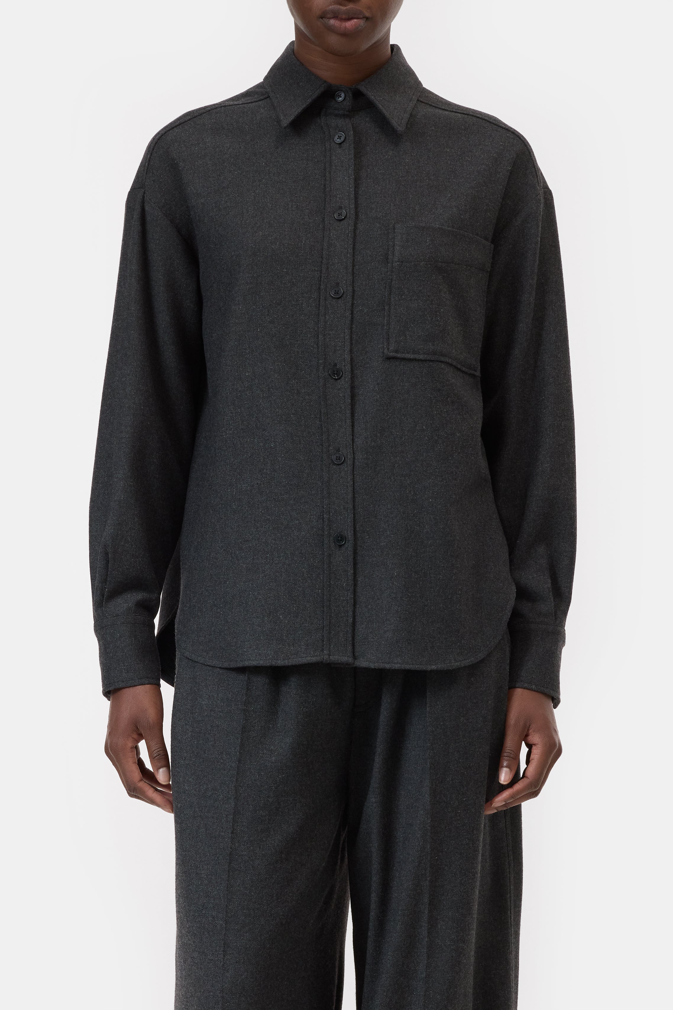 OVERSIZED SHIRT