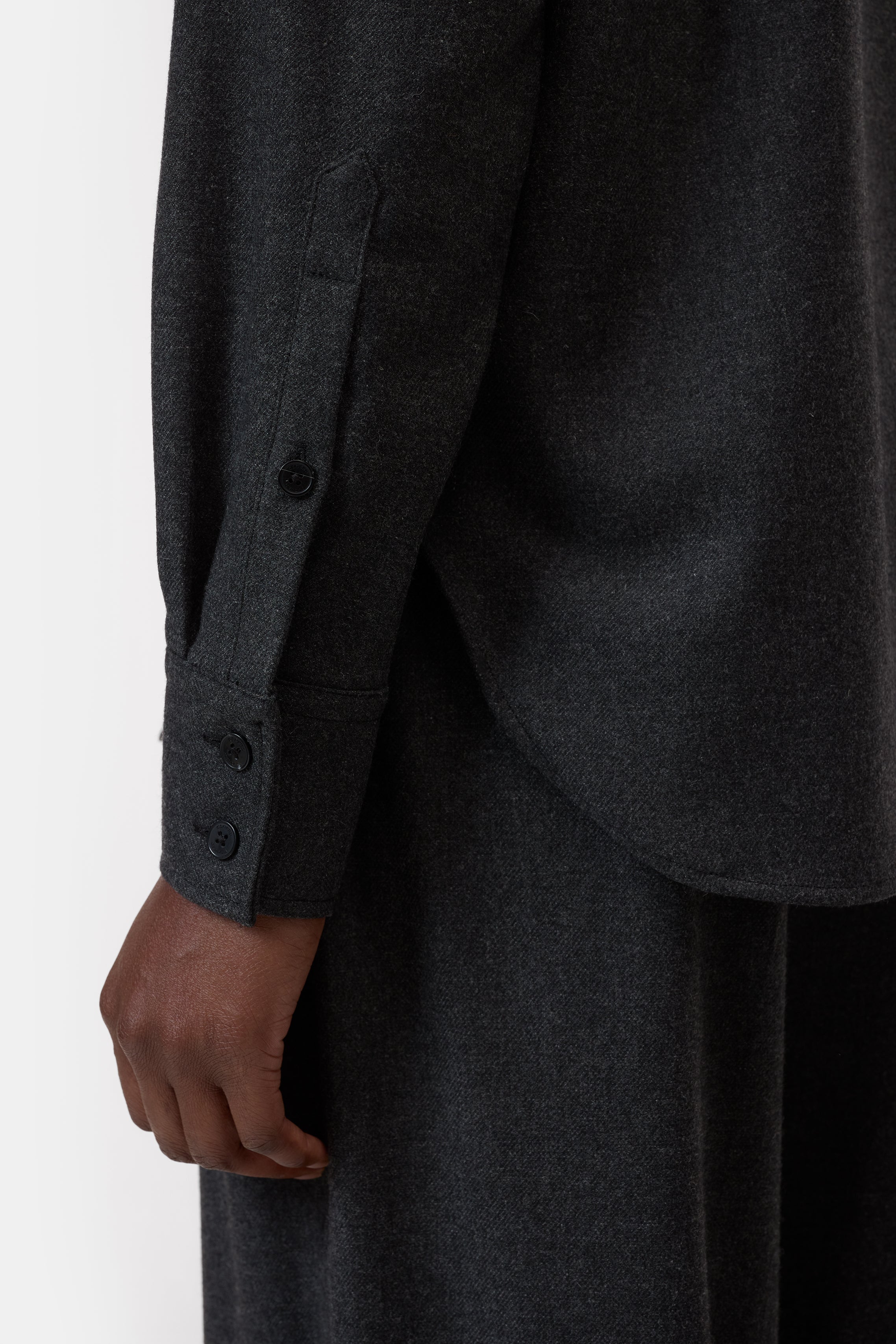 OVERSIZED SHIRT