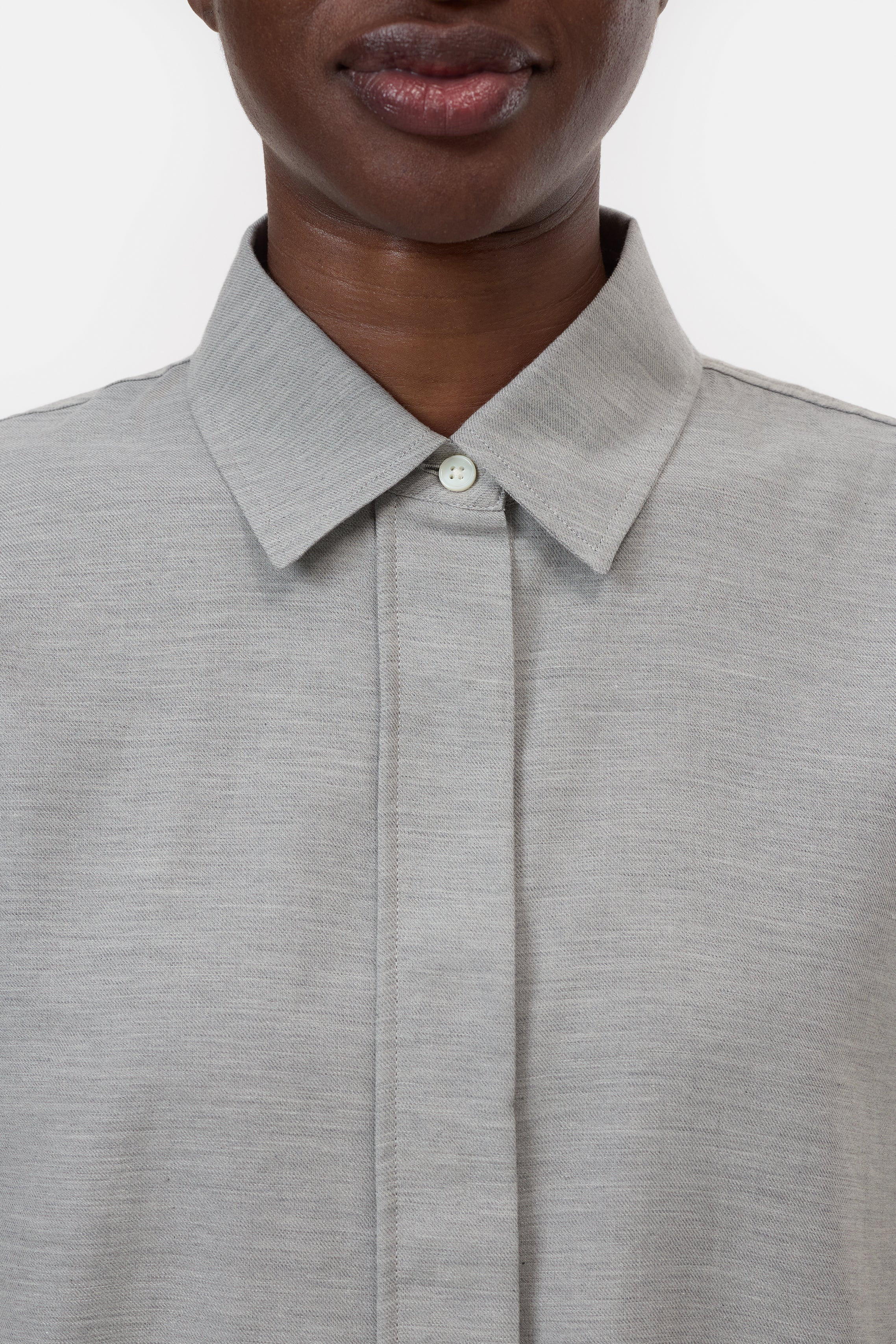 CLASSIC SHIRT
