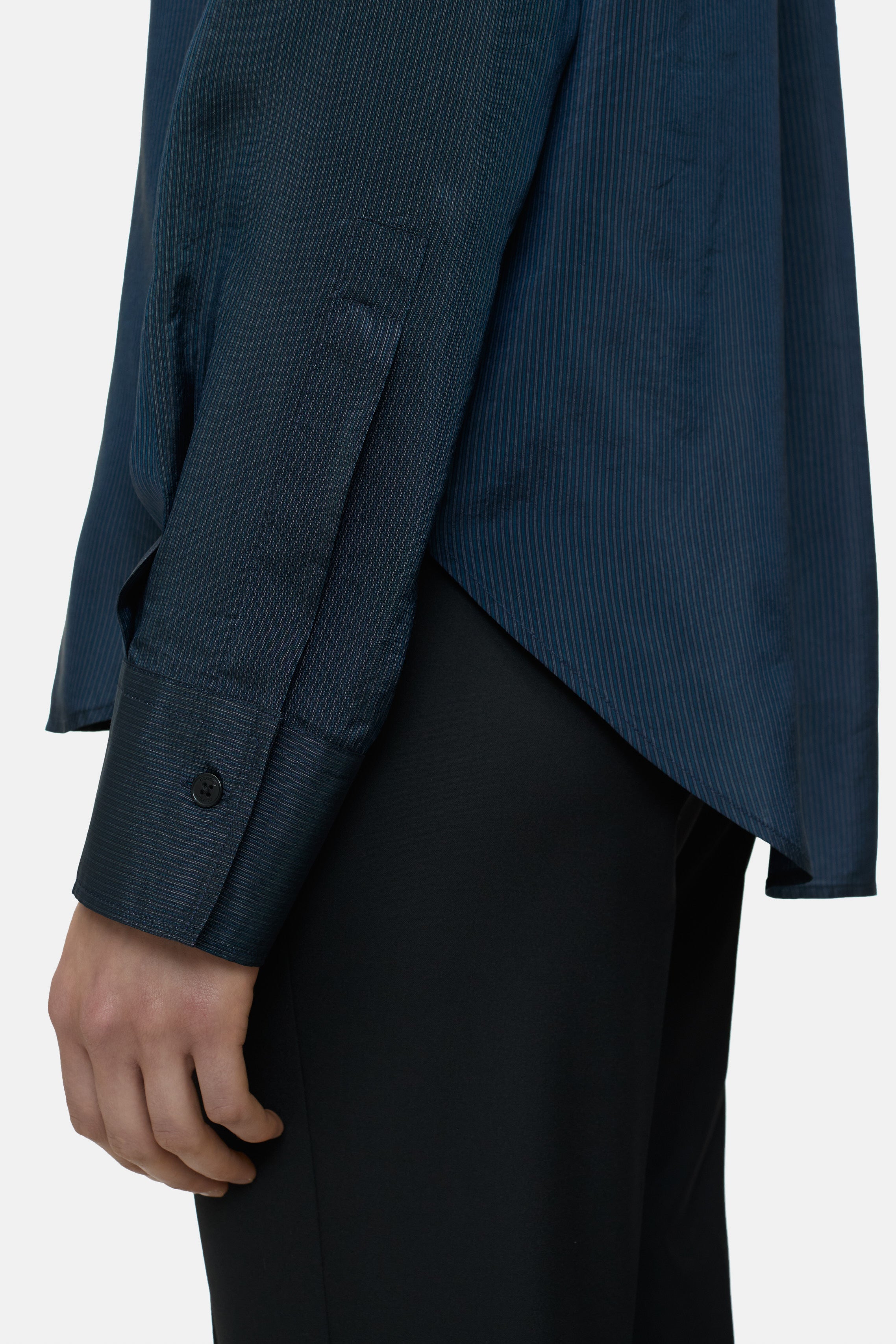 STRAIGHT FITTED SHIRT