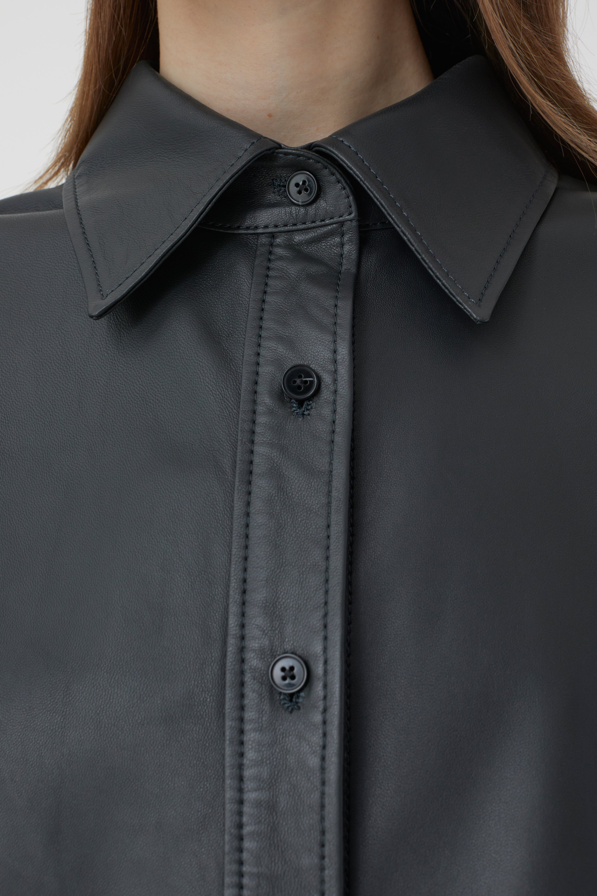 STRAIGHT FITTED SHIRT