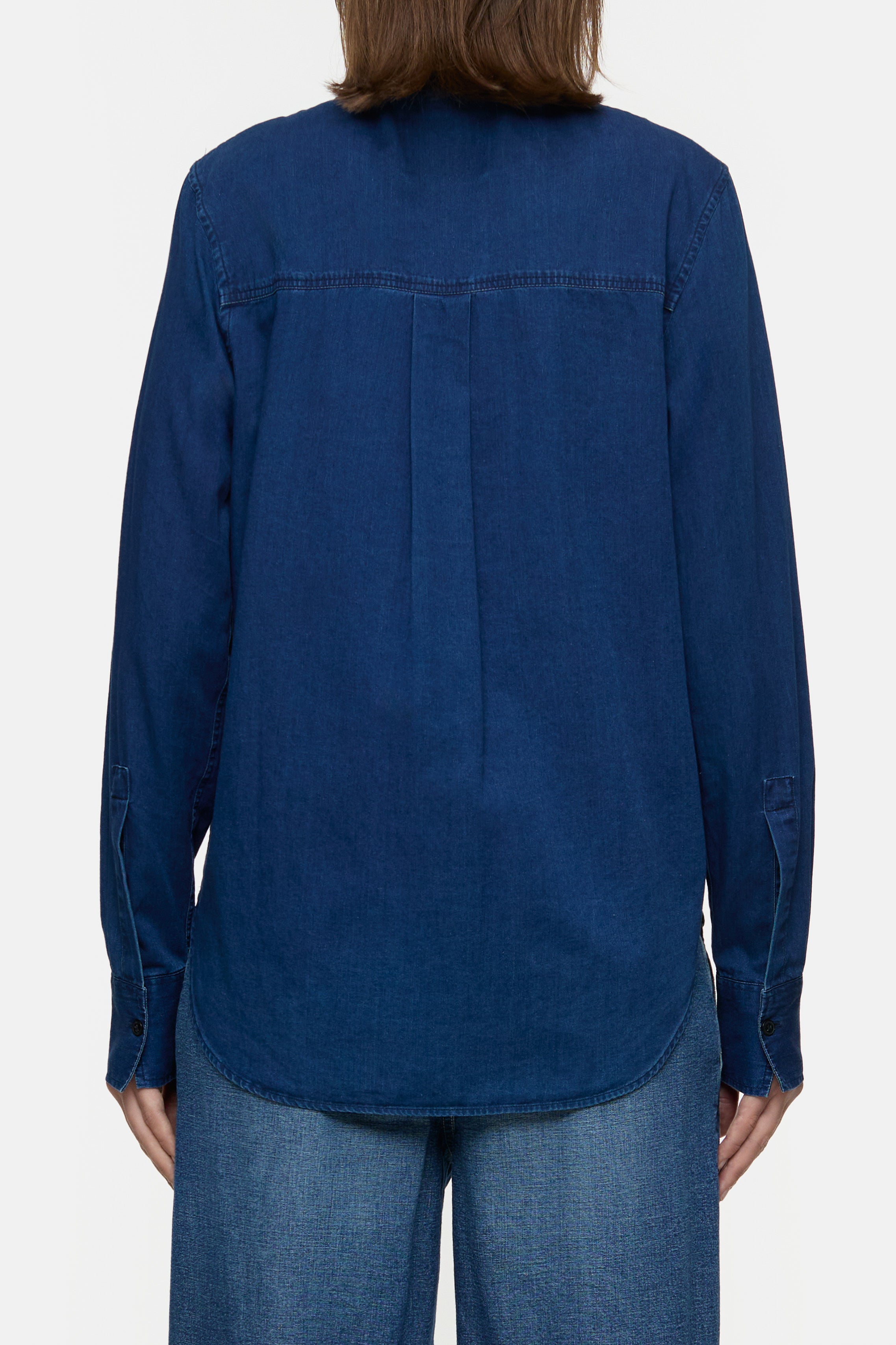 STRAIGHT FITTED BLOUSE