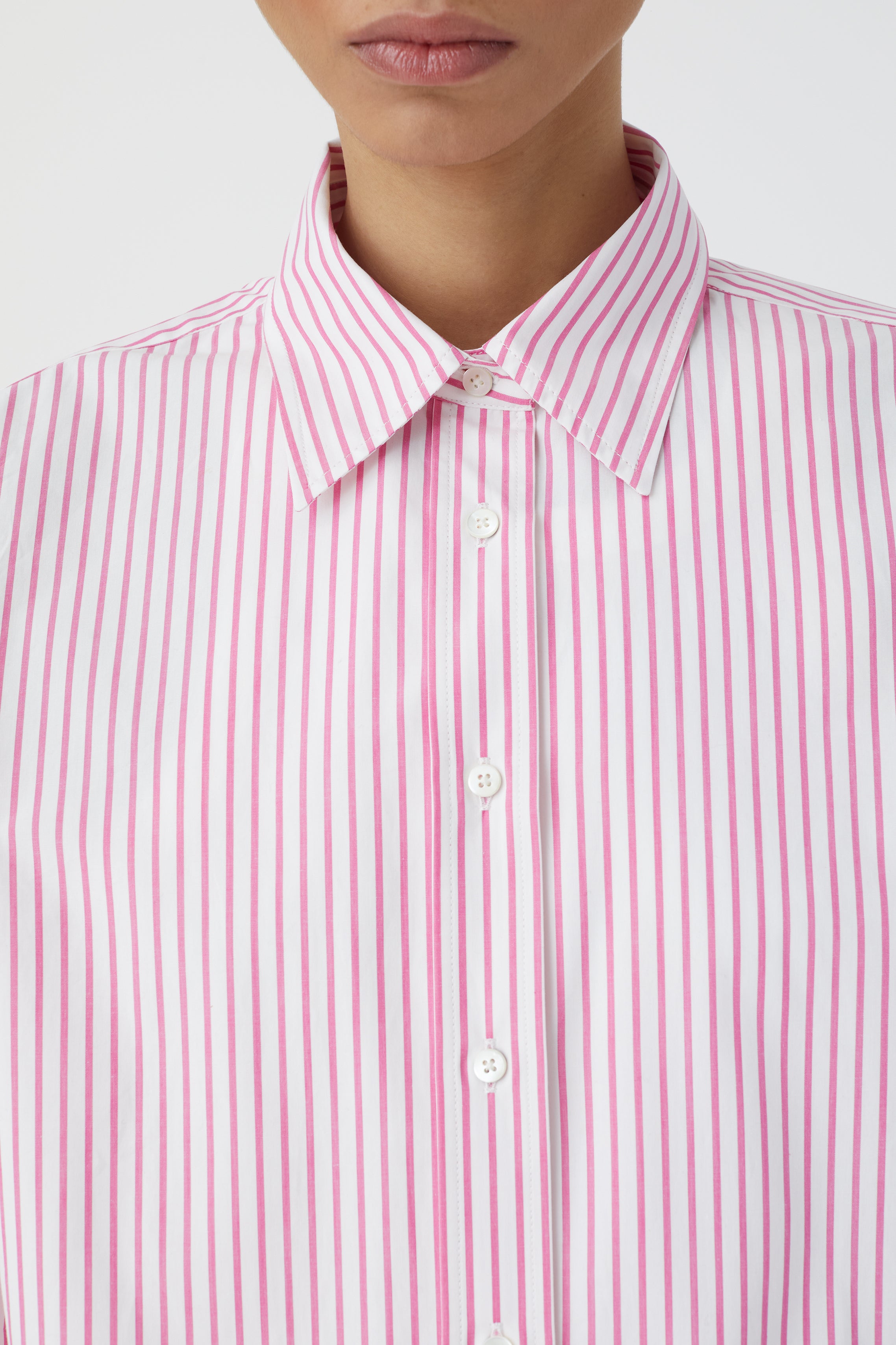 CLASSY LONG CUFF BLOUSE