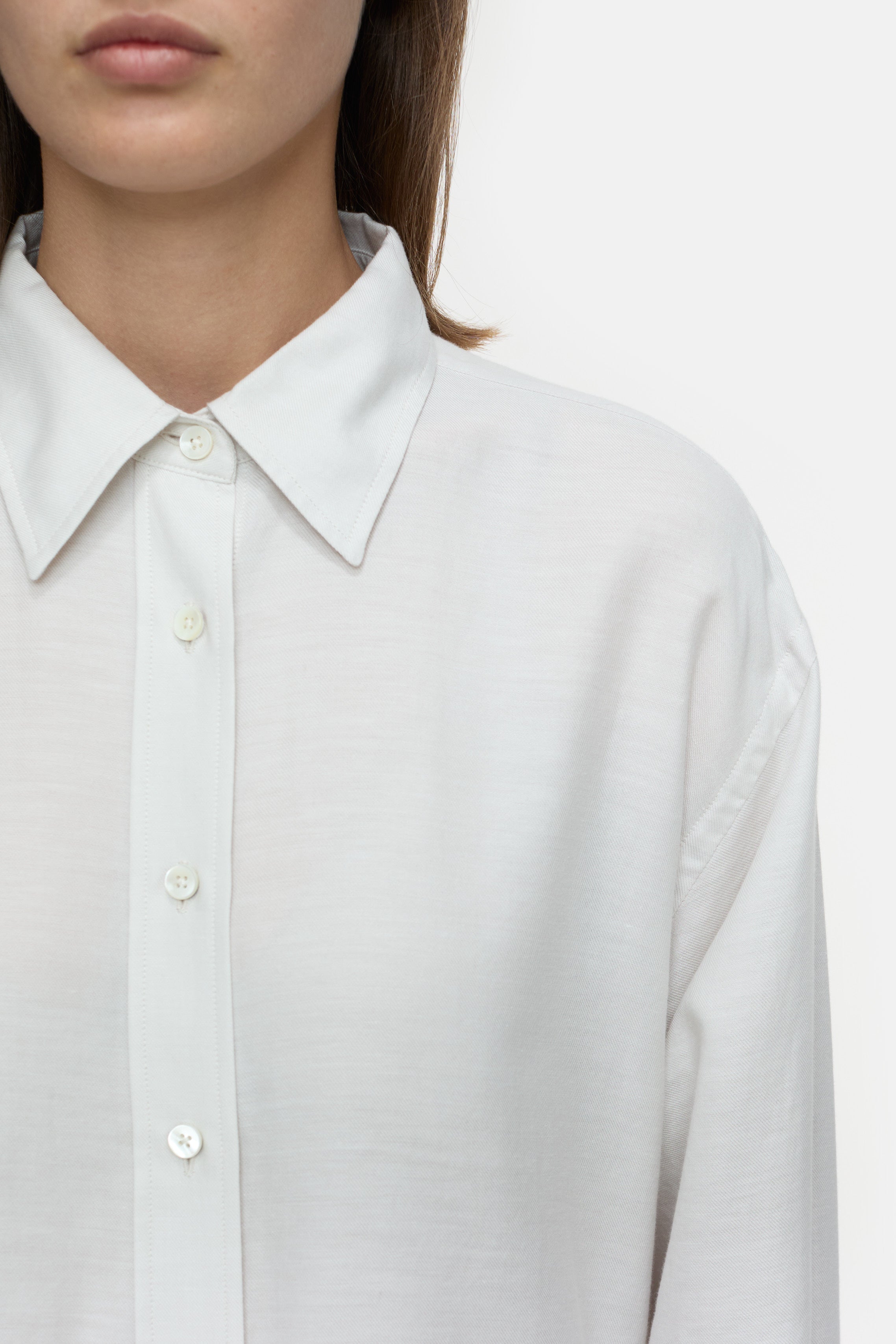 CLASSY LONG CUFF BLOUSE