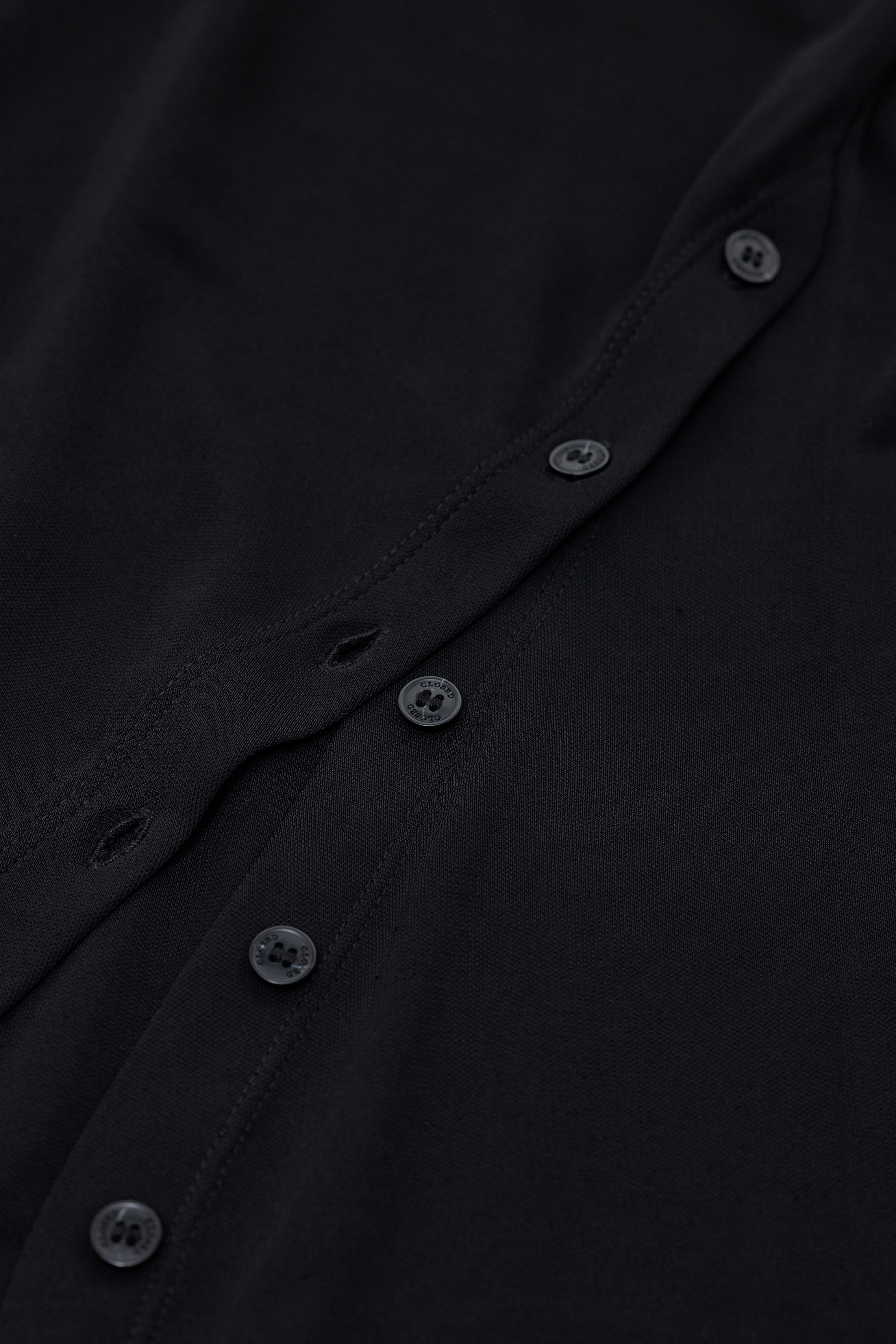 SLIT DETAIL LONGSLEEVE