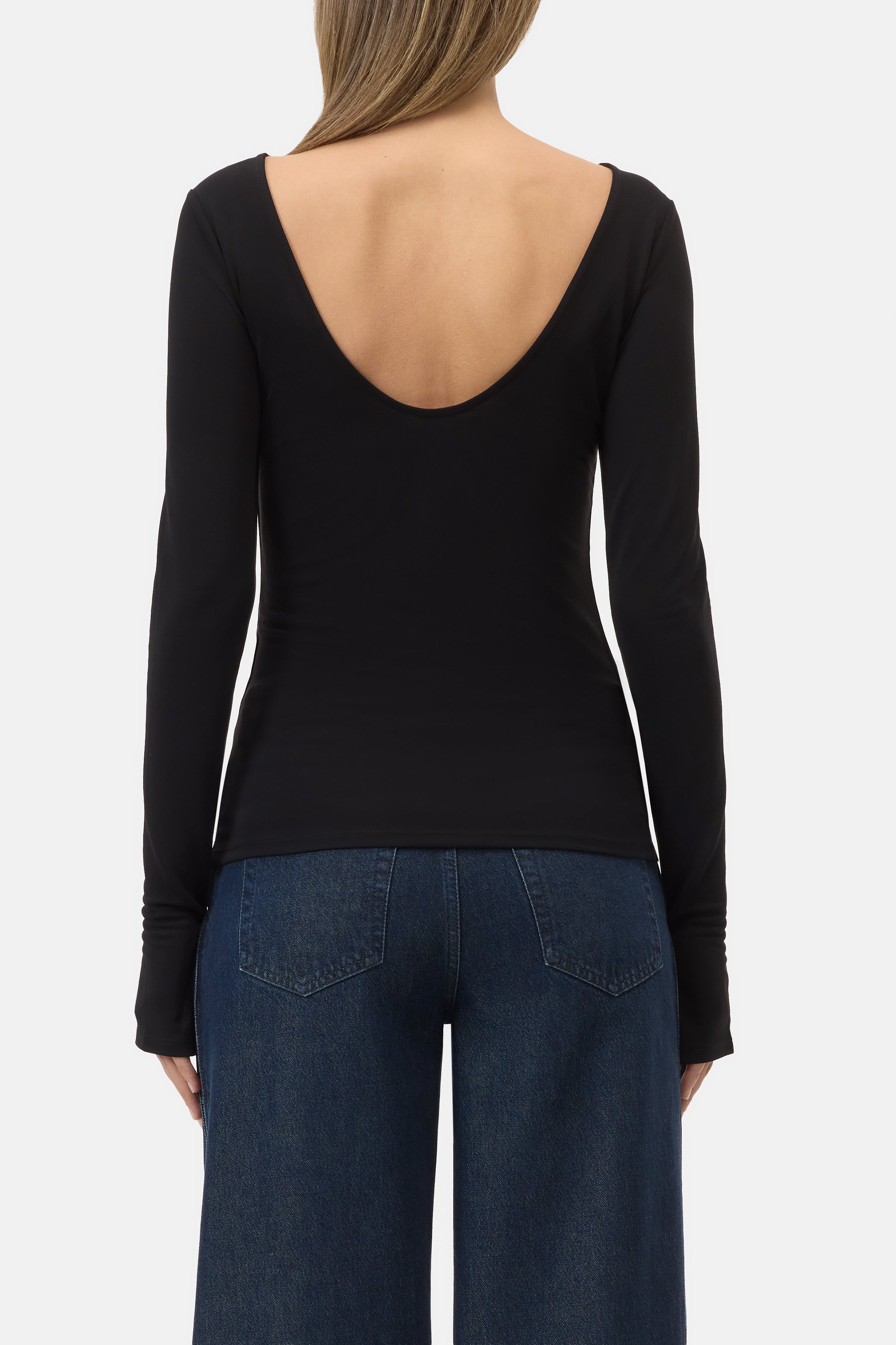 DEEP BACK LONGSLEEVE