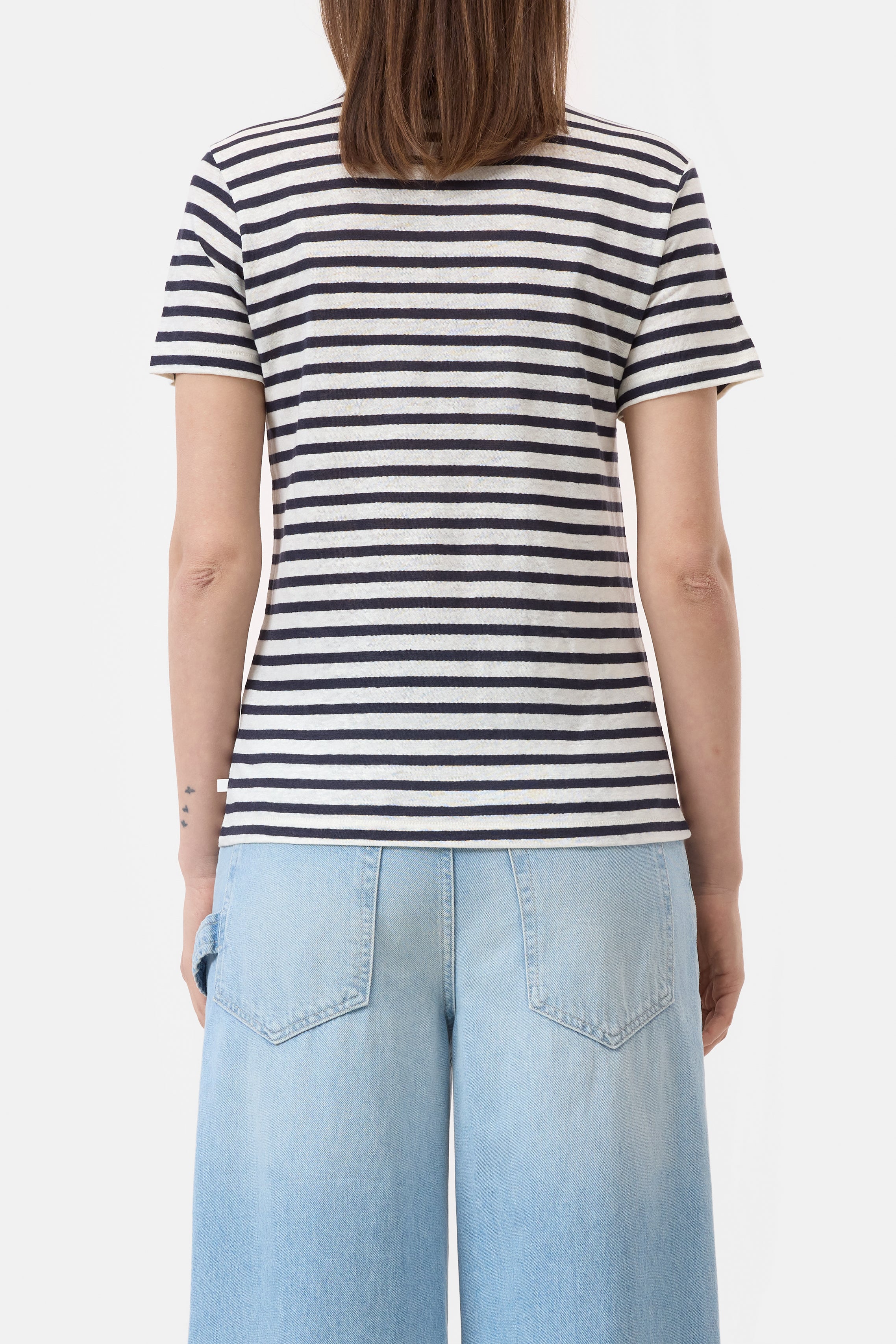 BASIC T-SHIRT-Hemden & Blusen-Closed-ARCHIVIST