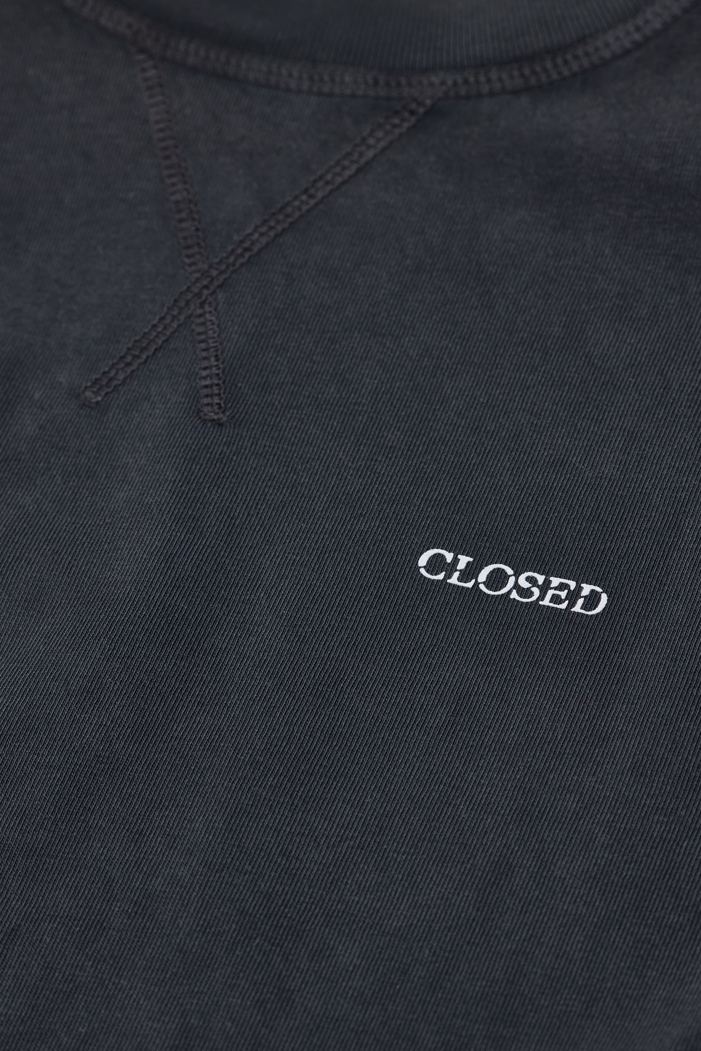 CREWNECK LONGSLEEVE
