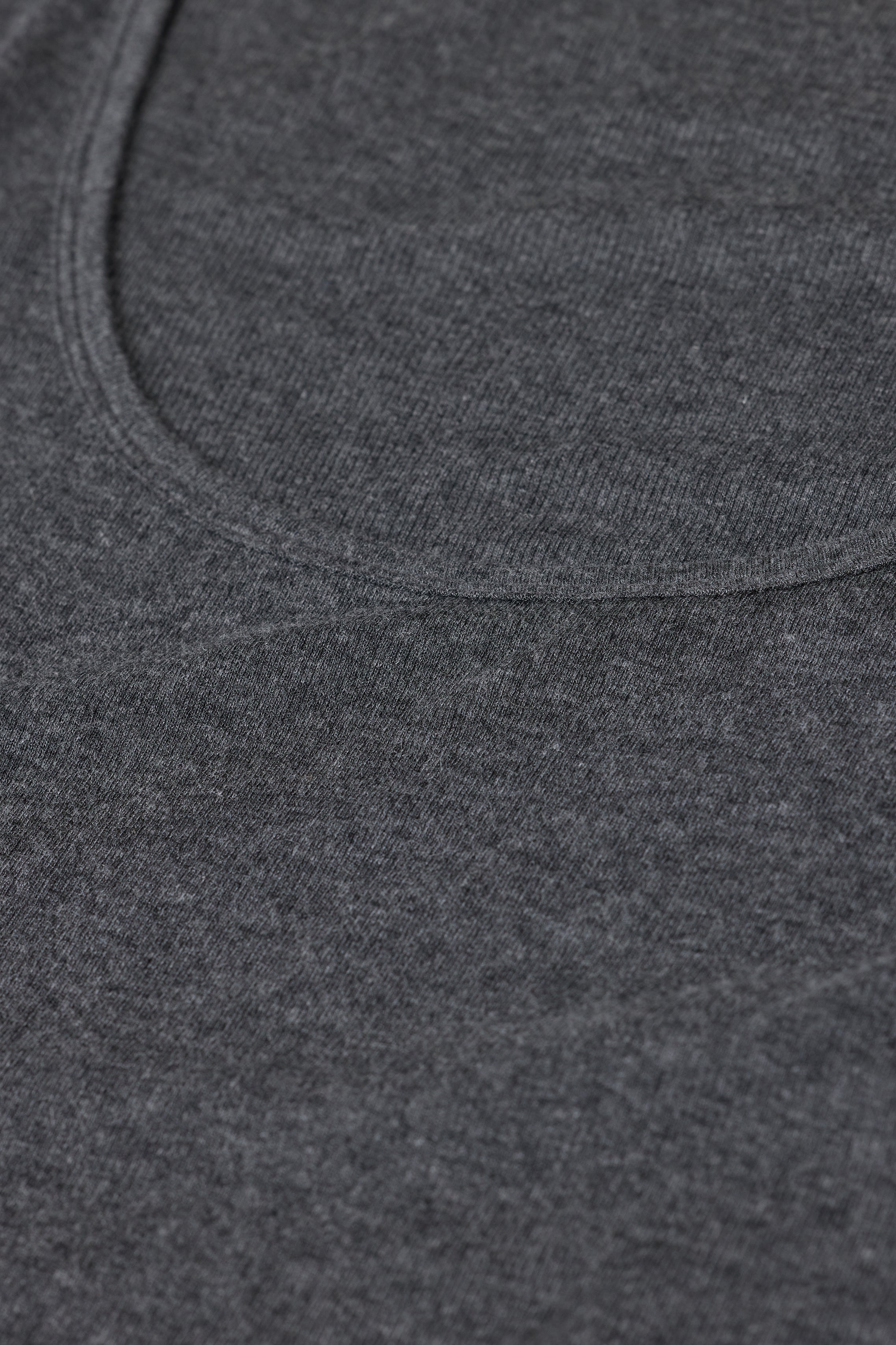 RIPPED LONGSLEEVE