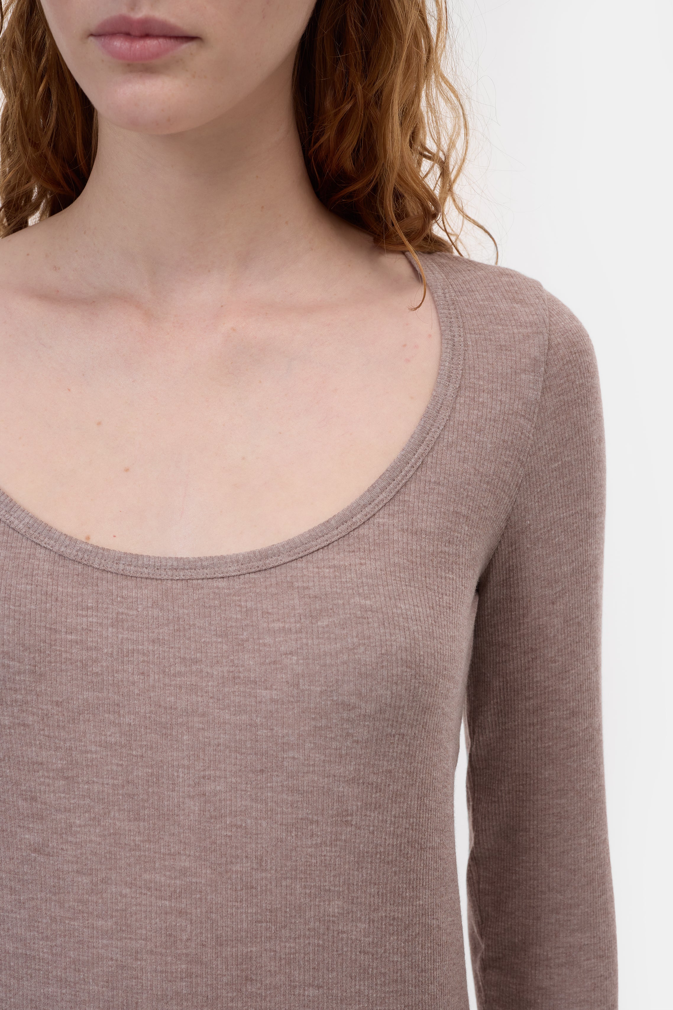 RIPPED LONGSLEEVE
