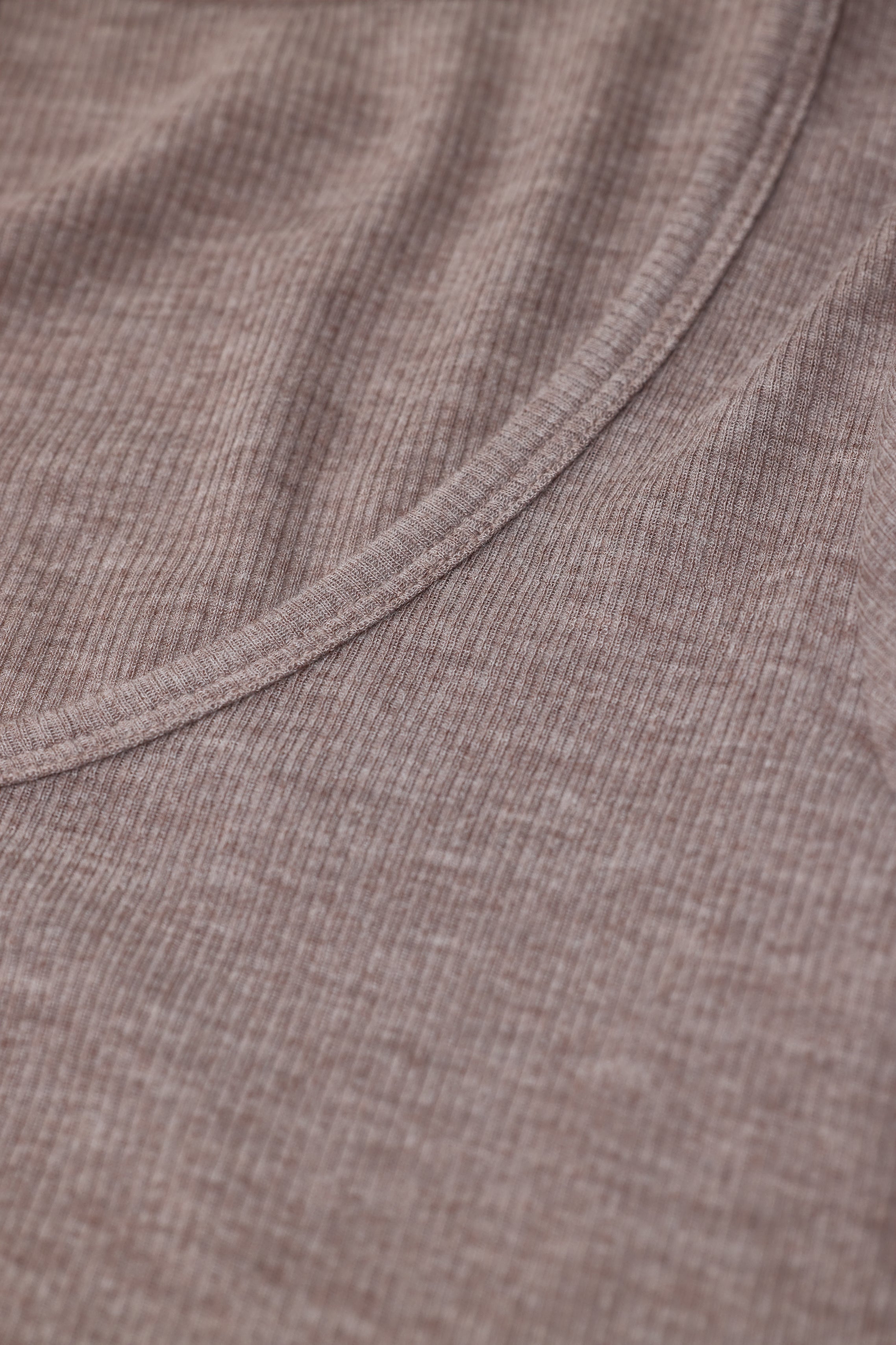 RIPPED LONGSLEEVE