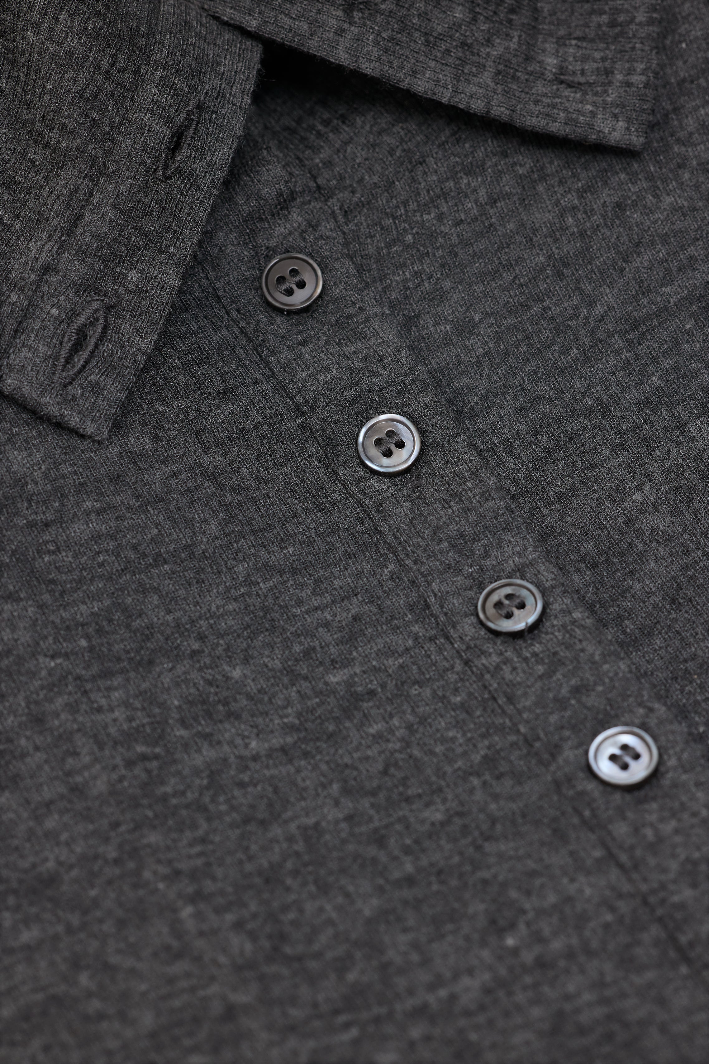 HIGH NECK LONGSLEEVE