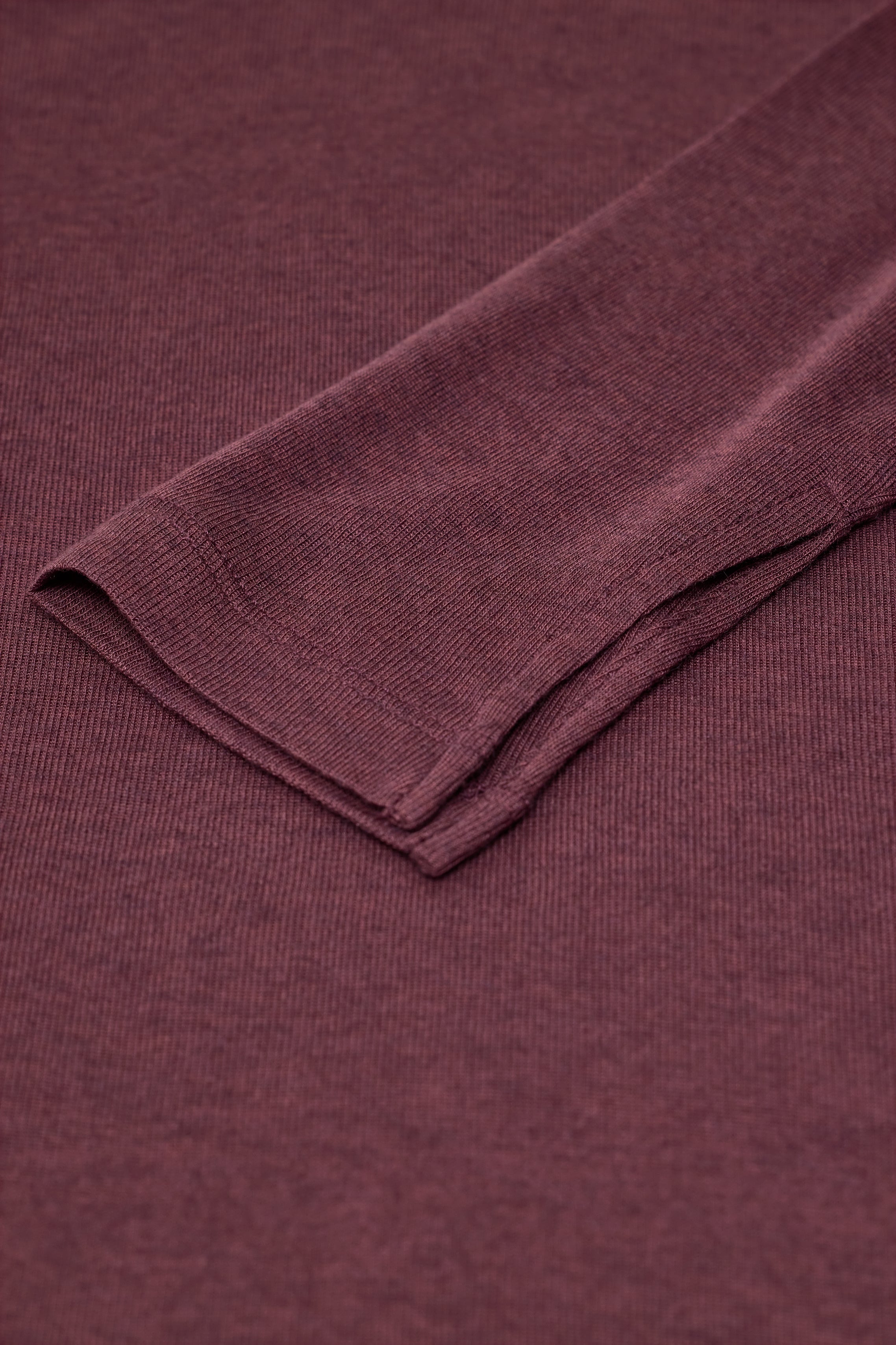 T-SHIRT LONGSLEEVE