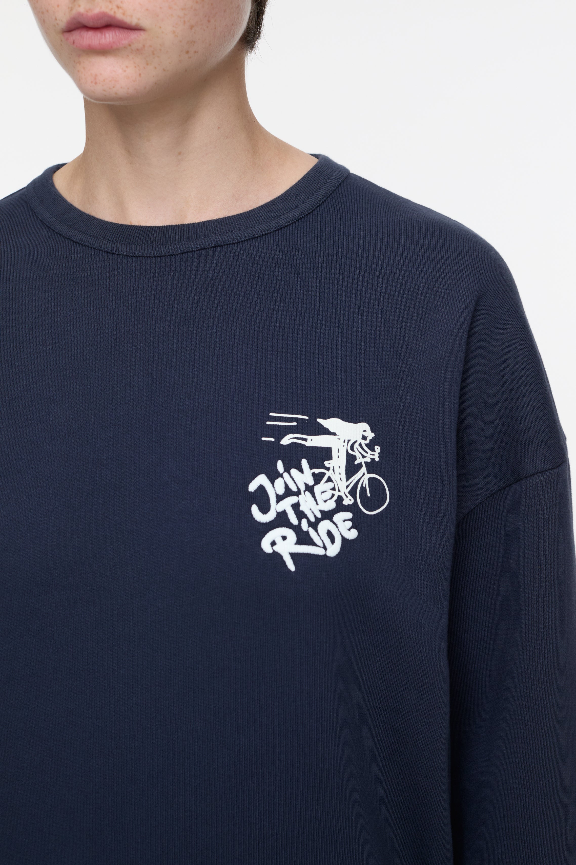 Closed-PRINTED CREWNECK-Shirts-Black-Deal-Outlet-by-ARCHIVIST