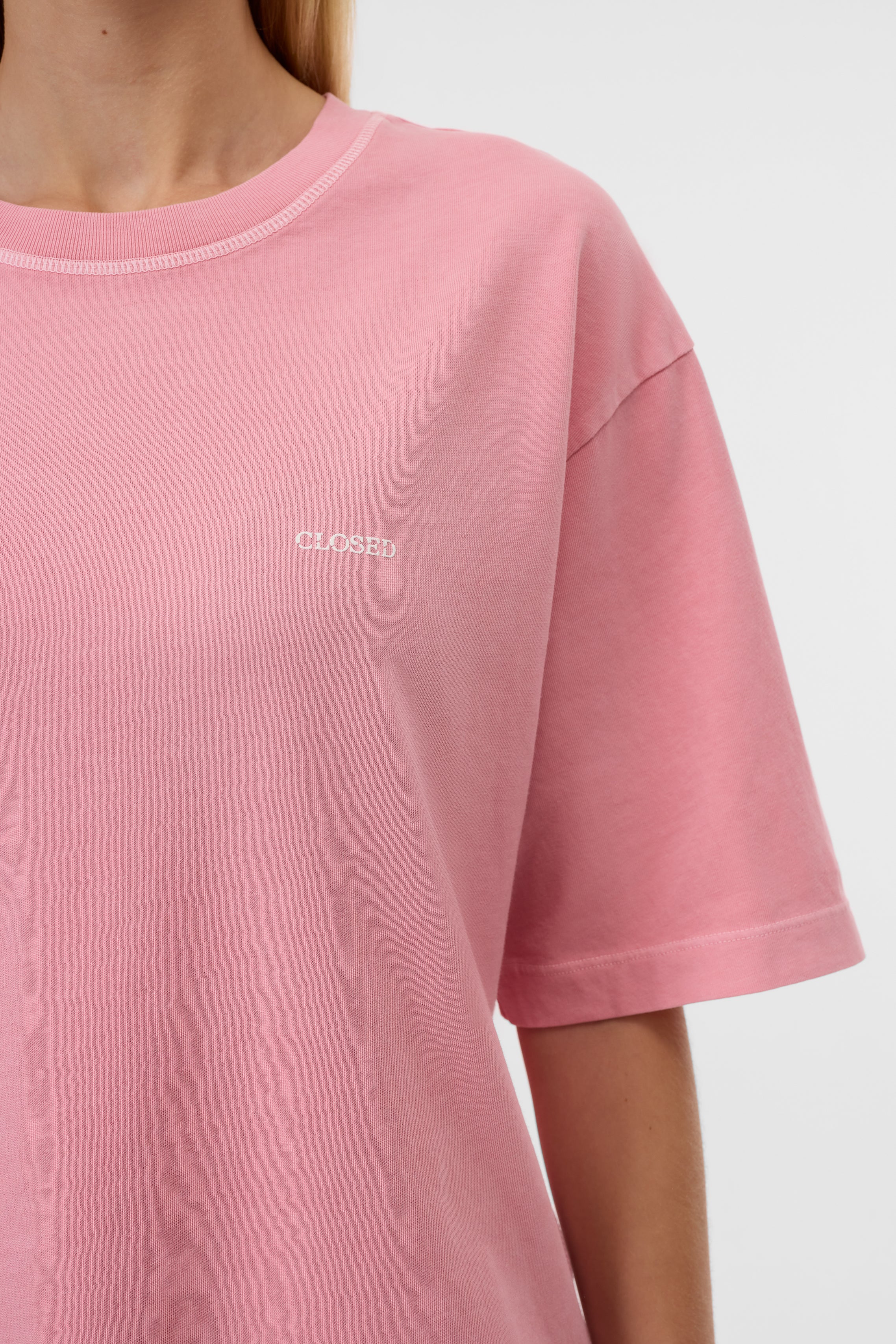 RELAXED T-SHIRT