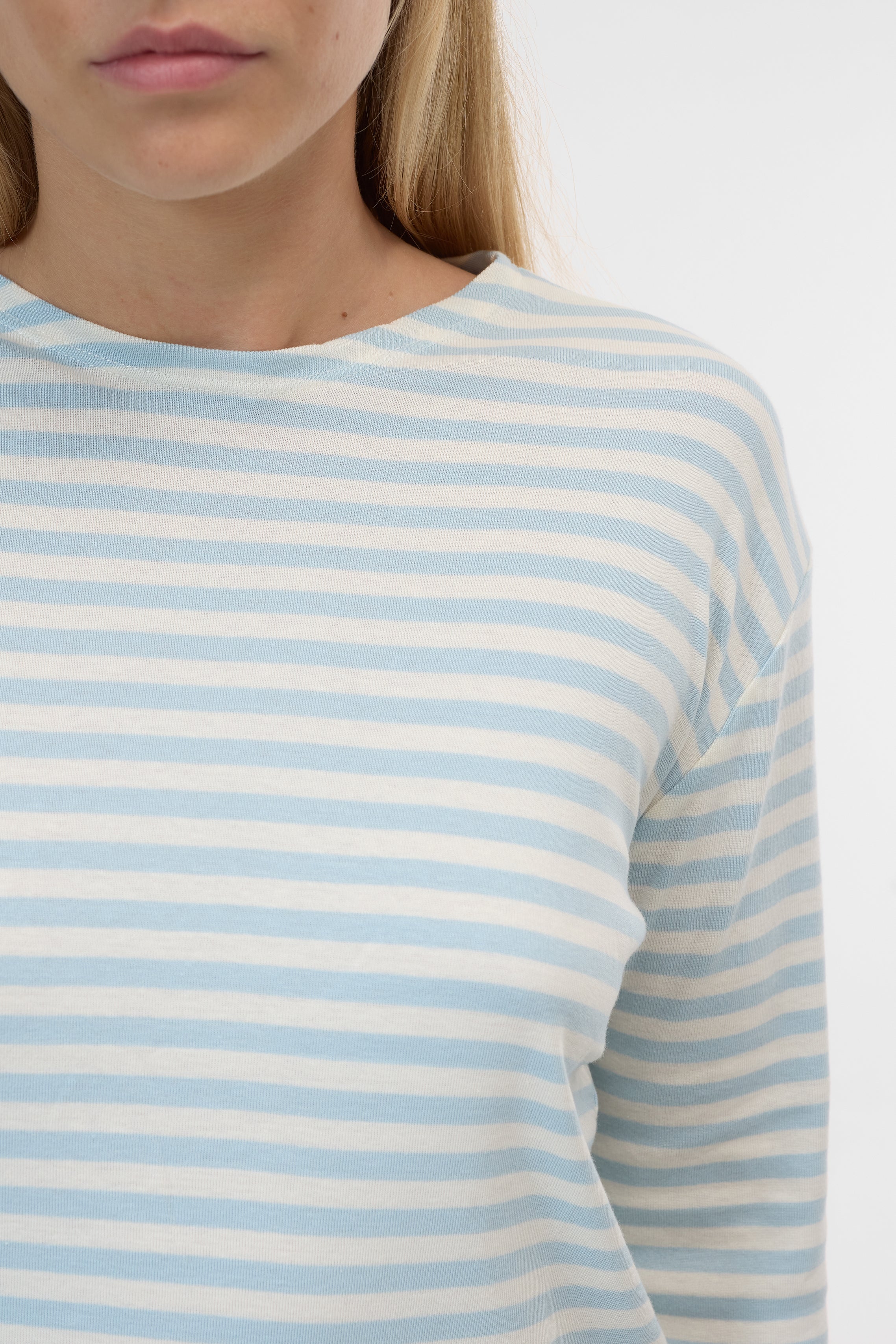 BASIC LONGSLEEVE
