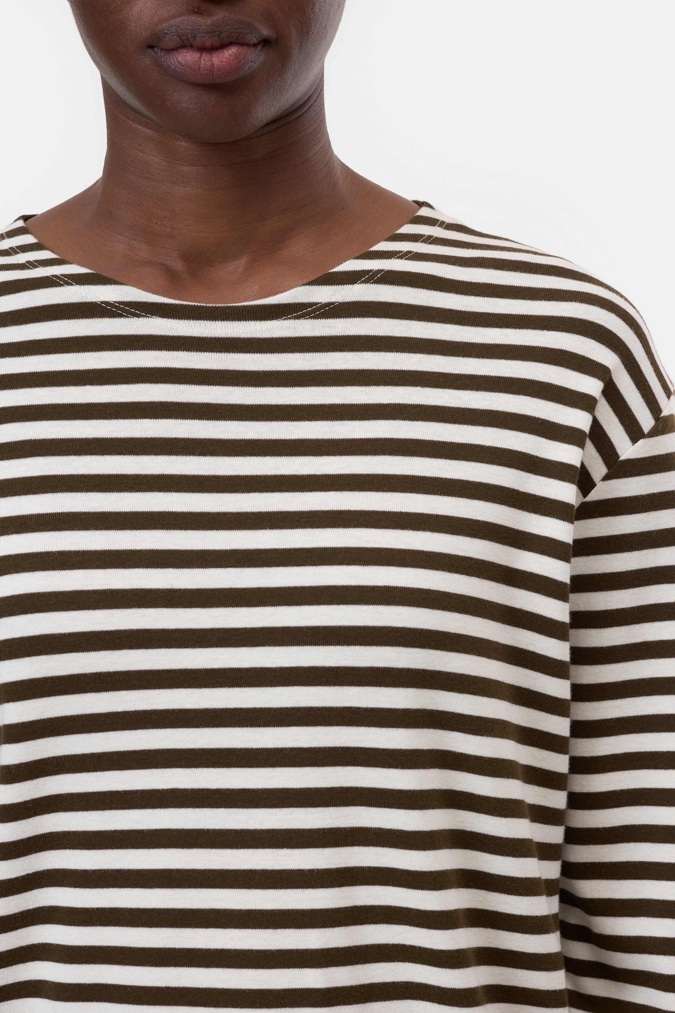 BASIC LONGSLEEVE