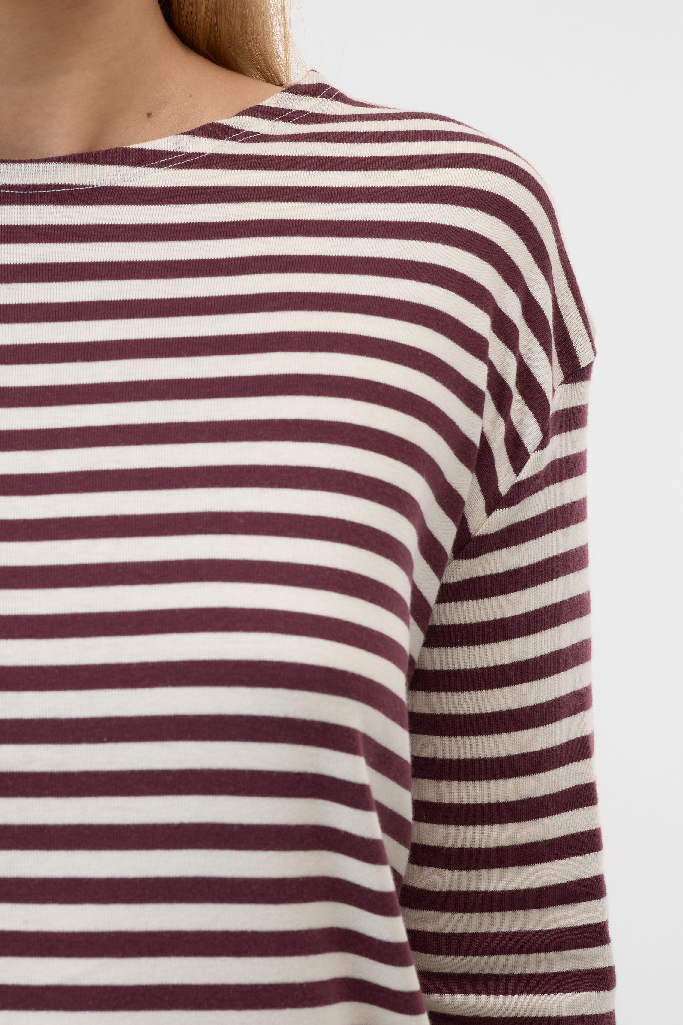 BASIC LONGSLEEVE