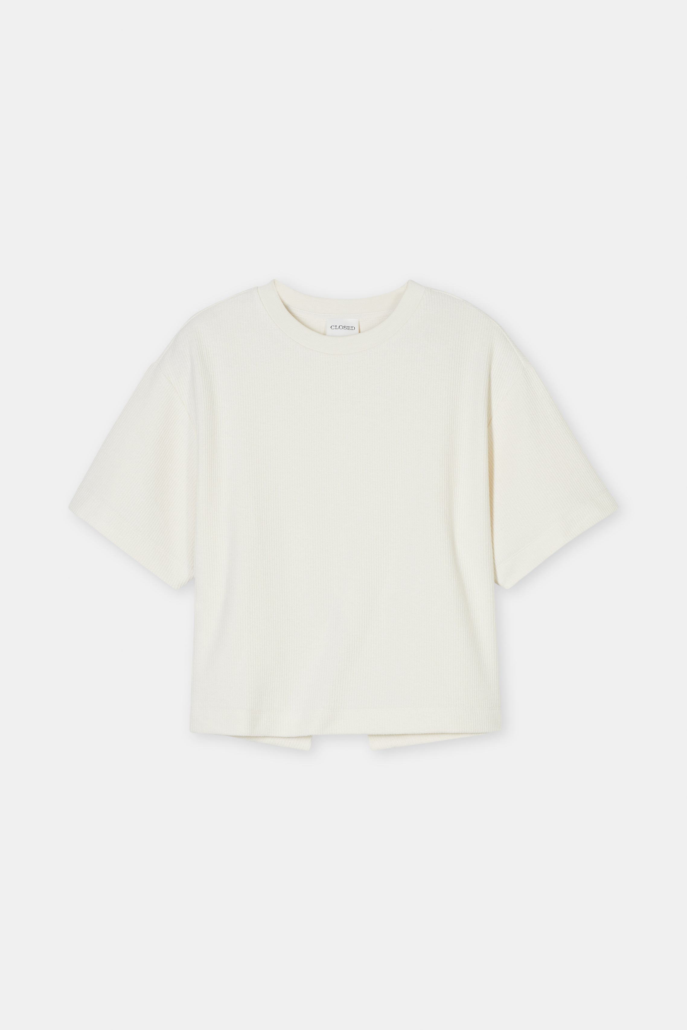BACK SLIT T-SHIRT