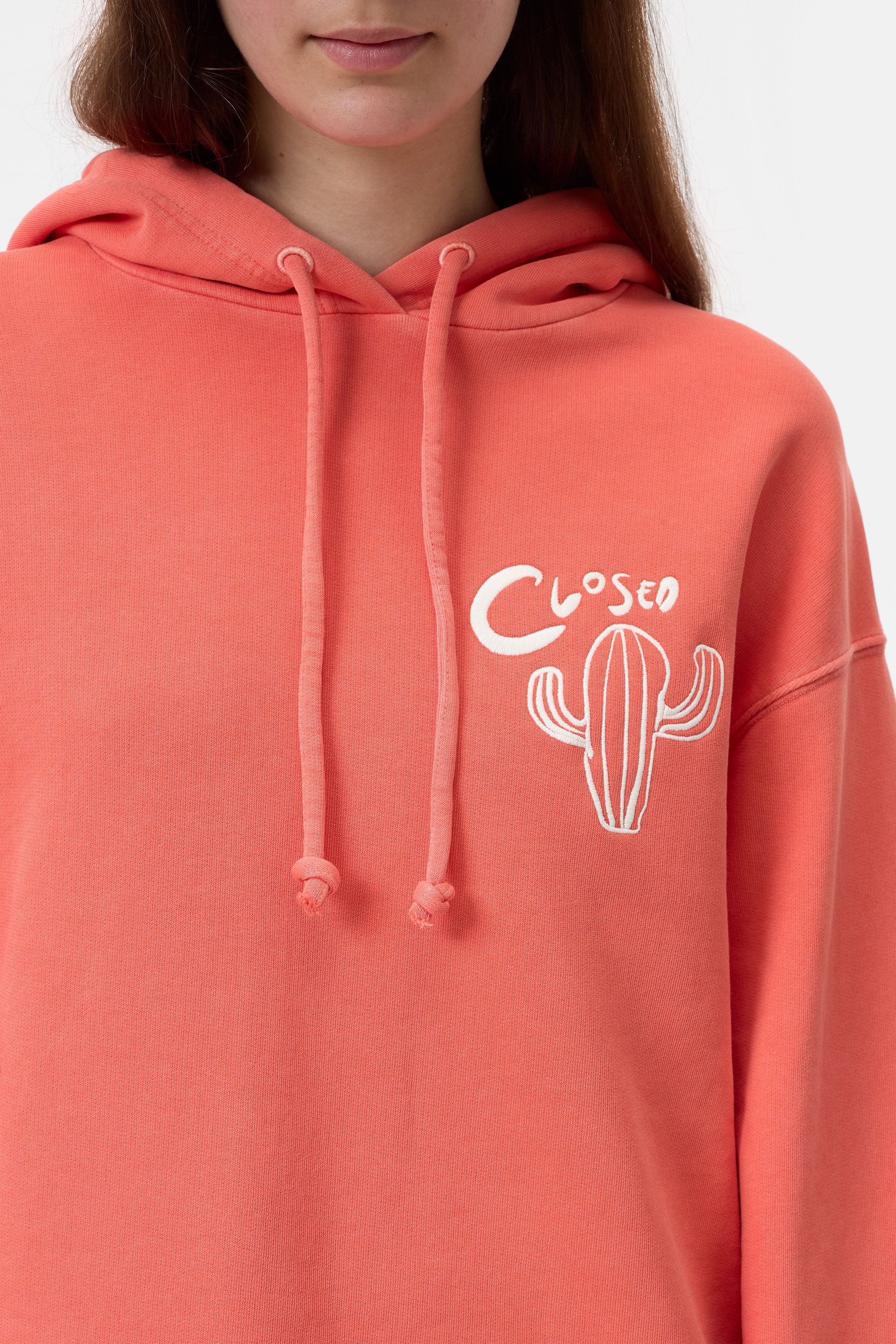 EMBROIDERED HOODIE-Hemden & Blusen-Closed-ARCHIVIST