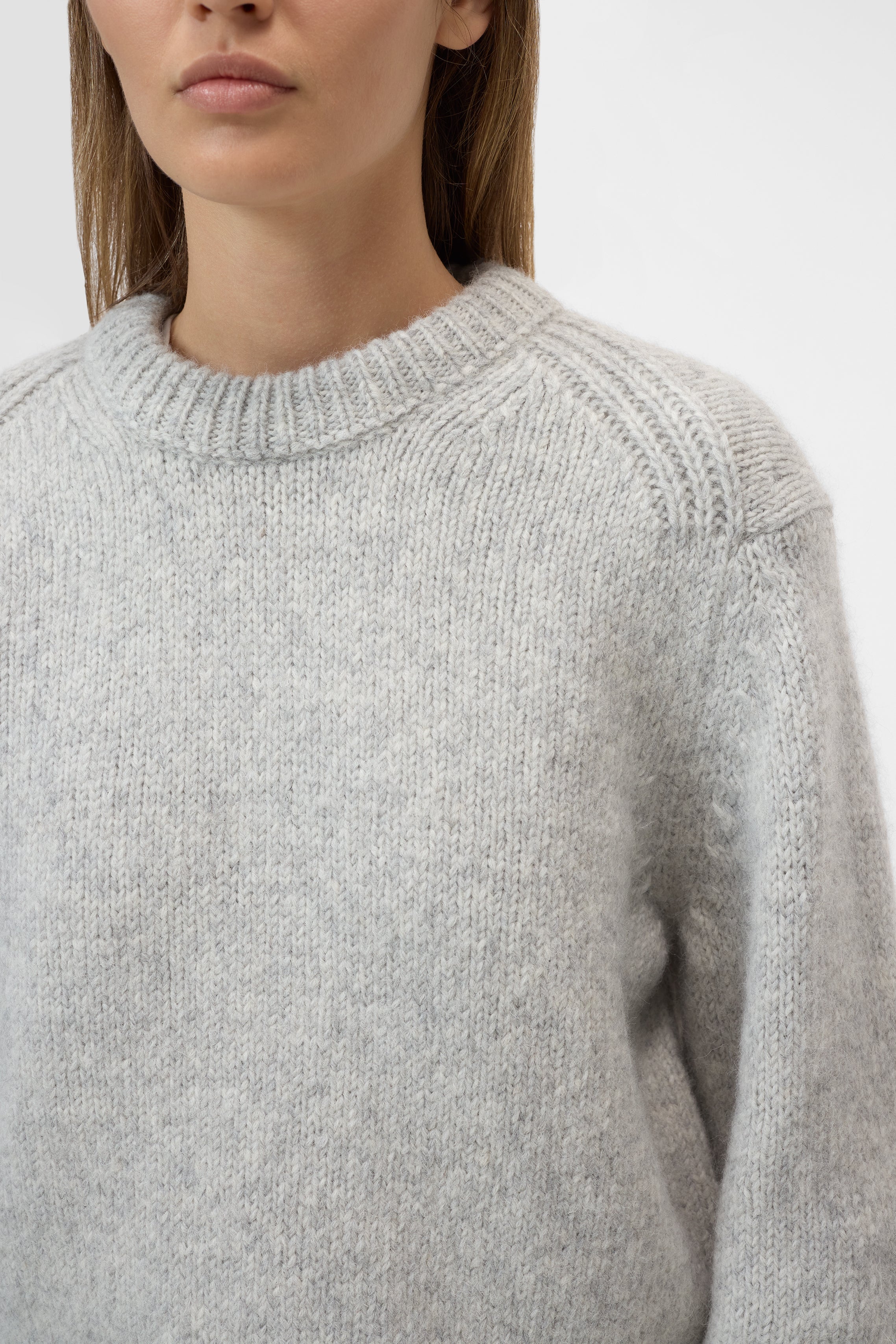 CREW NECK LONG SLEEVE
