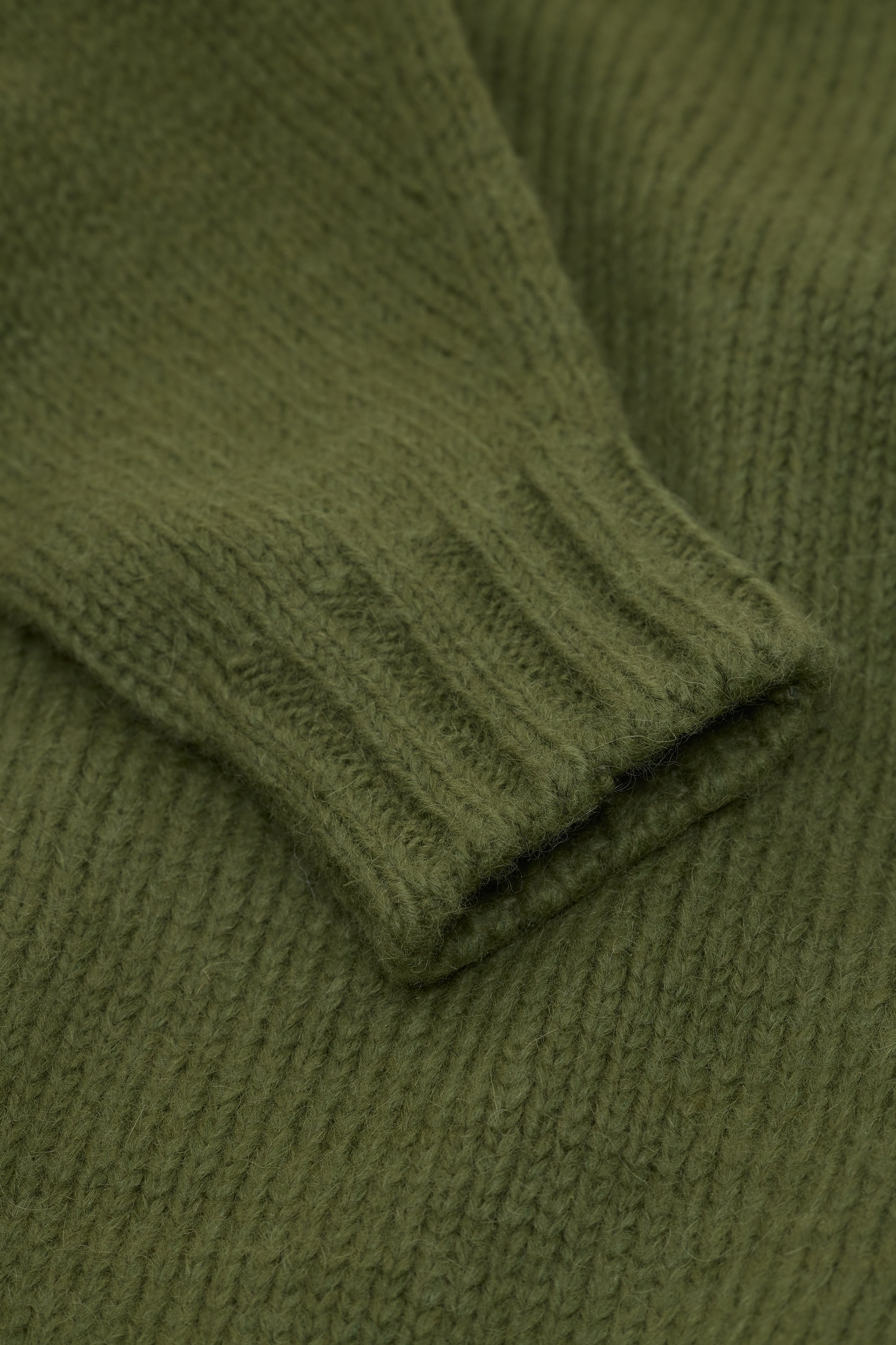 CREW NECK LONG SLEEVE