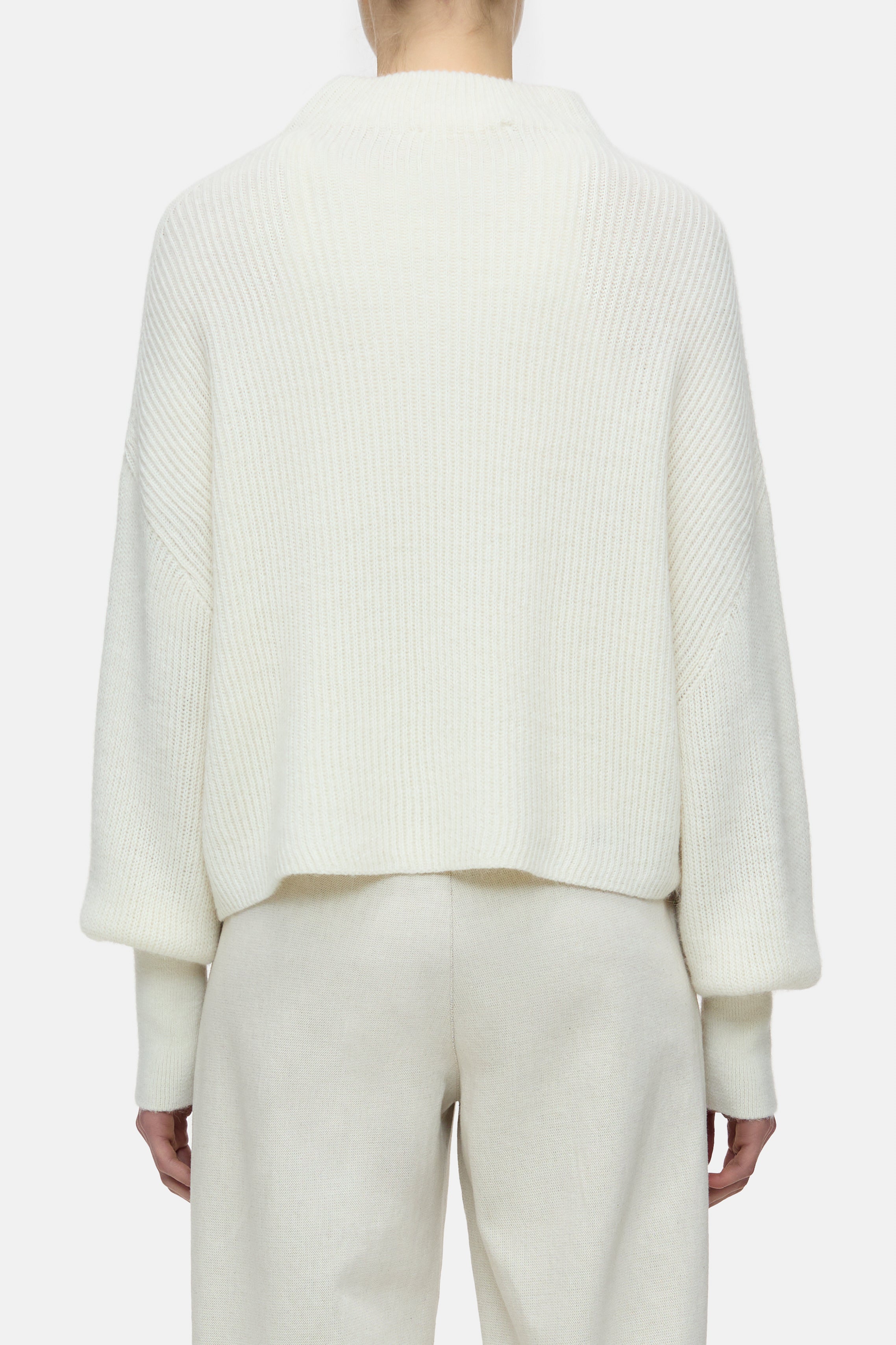 FUNNEL NECK LONG SLEEVE