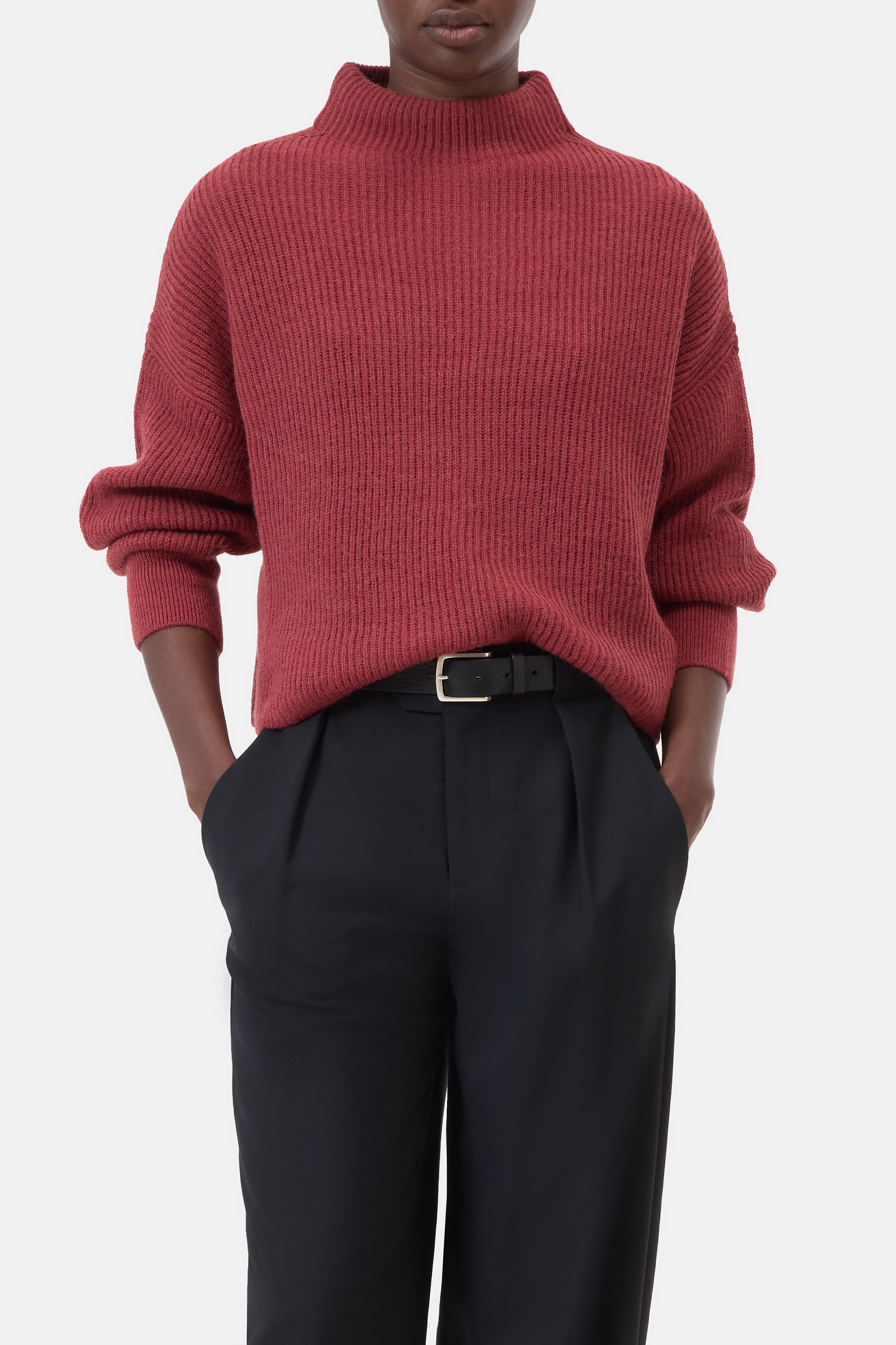 FUNNEL NECK LONG SLEEVE