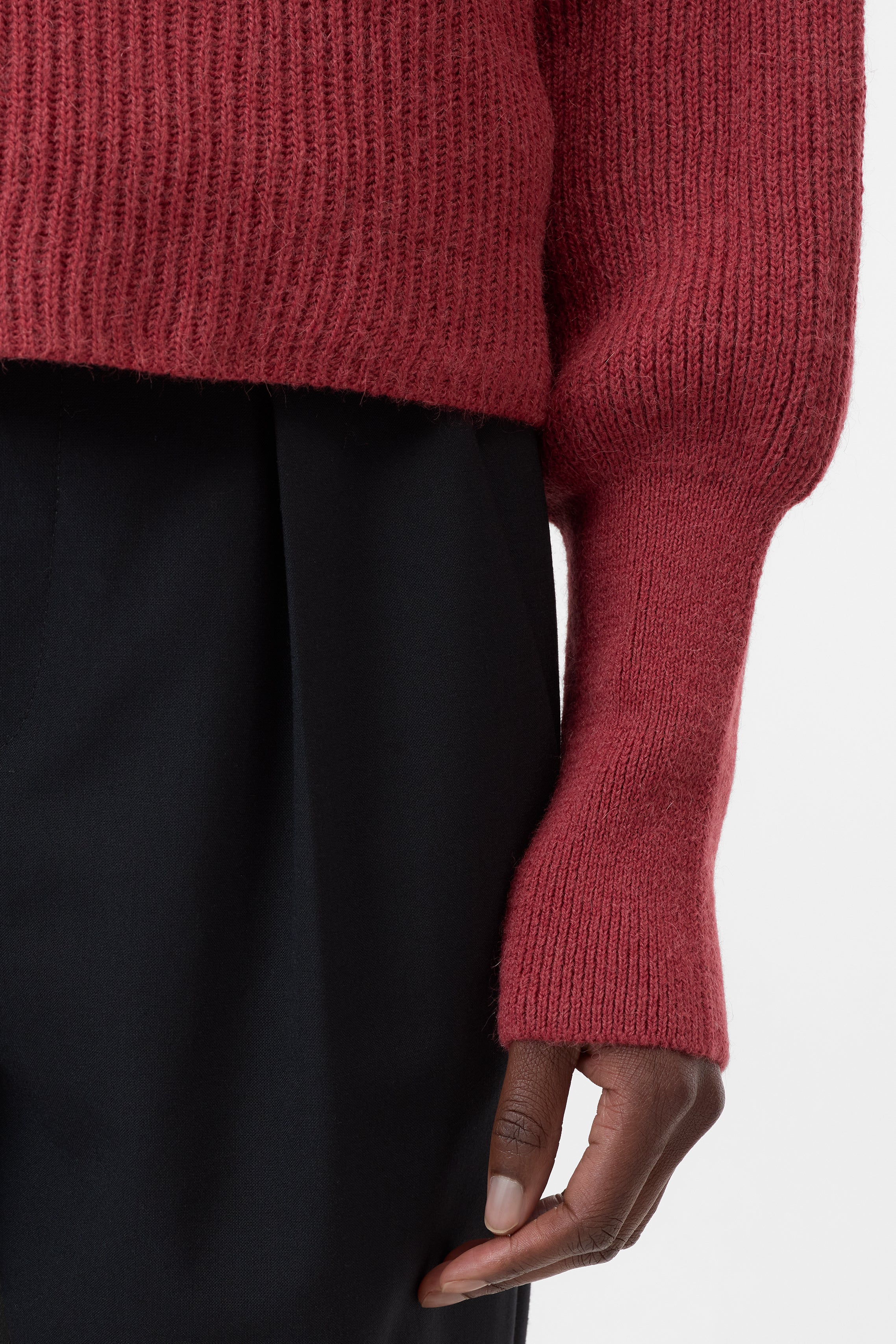 FUNNEL NECK LONG SLEEVE