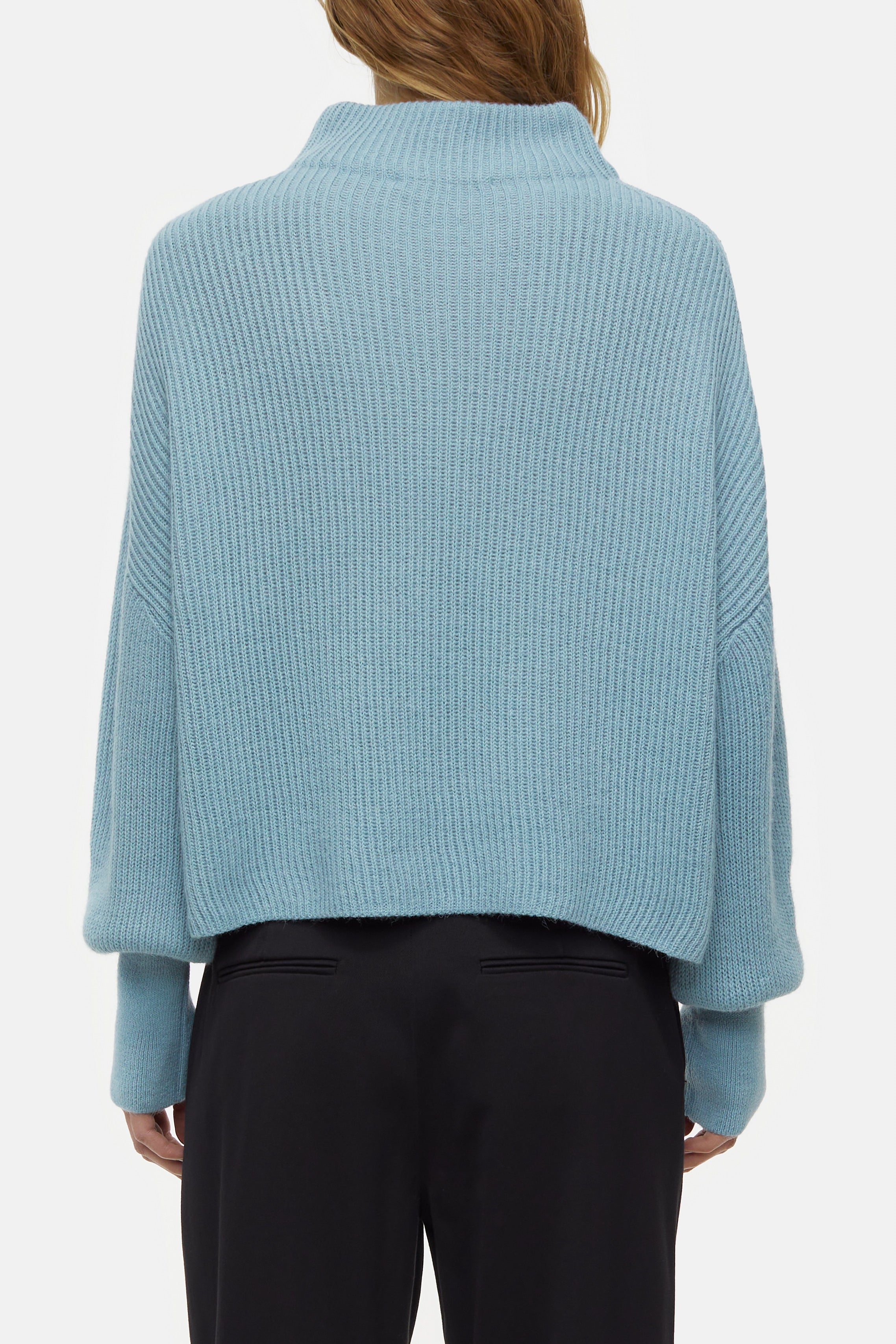 FUNNEL NECK CROPPED KNITS