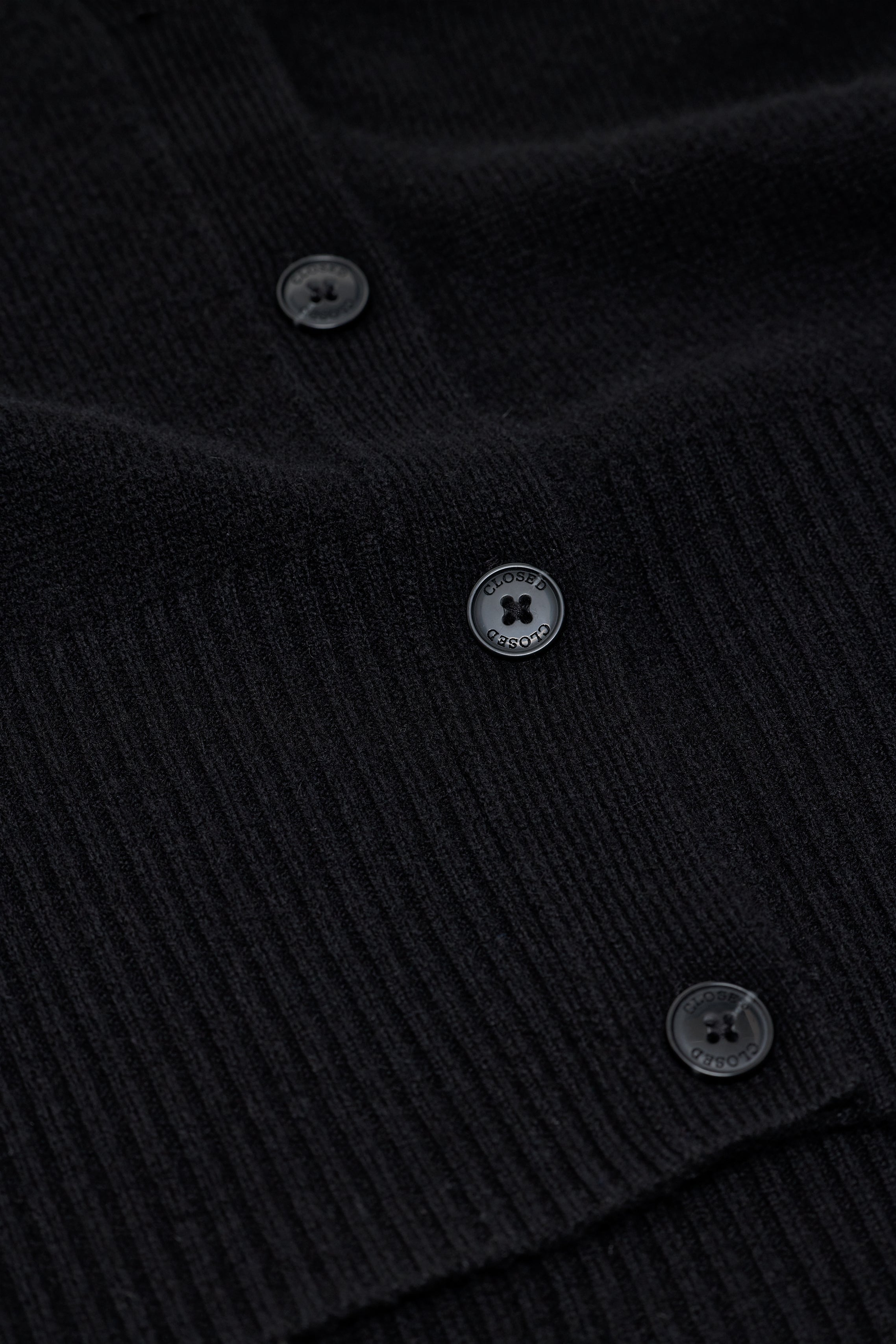 V NECK CARDIGAN