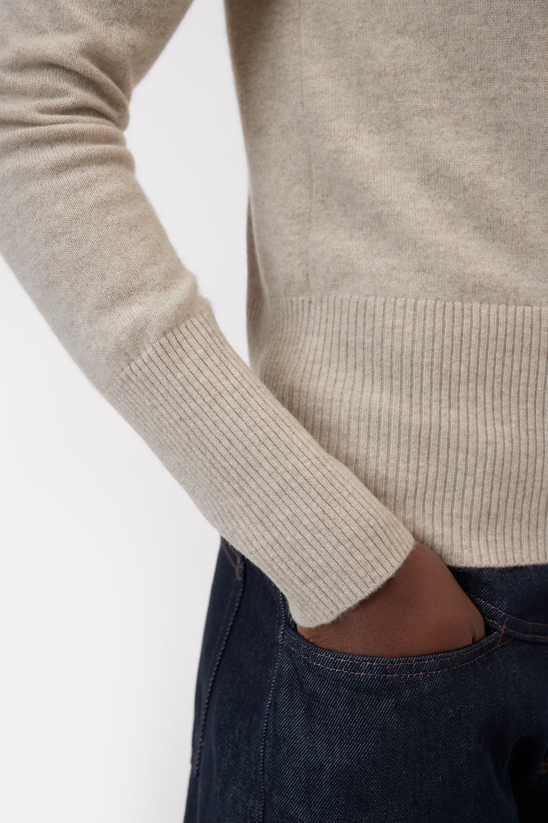 CARDIGAN WITH COLLAR