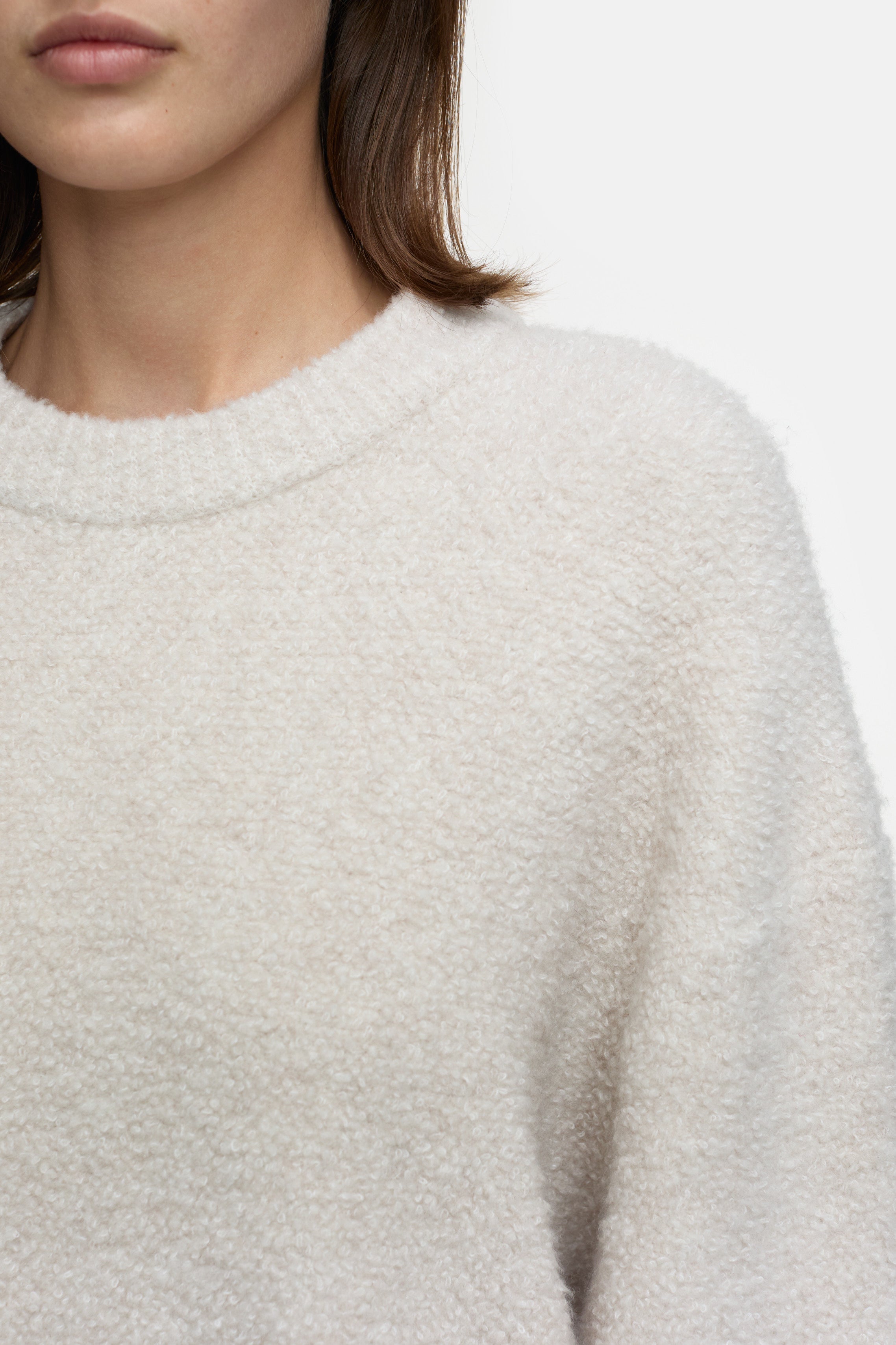 CREW NECK LONG SLEEVE