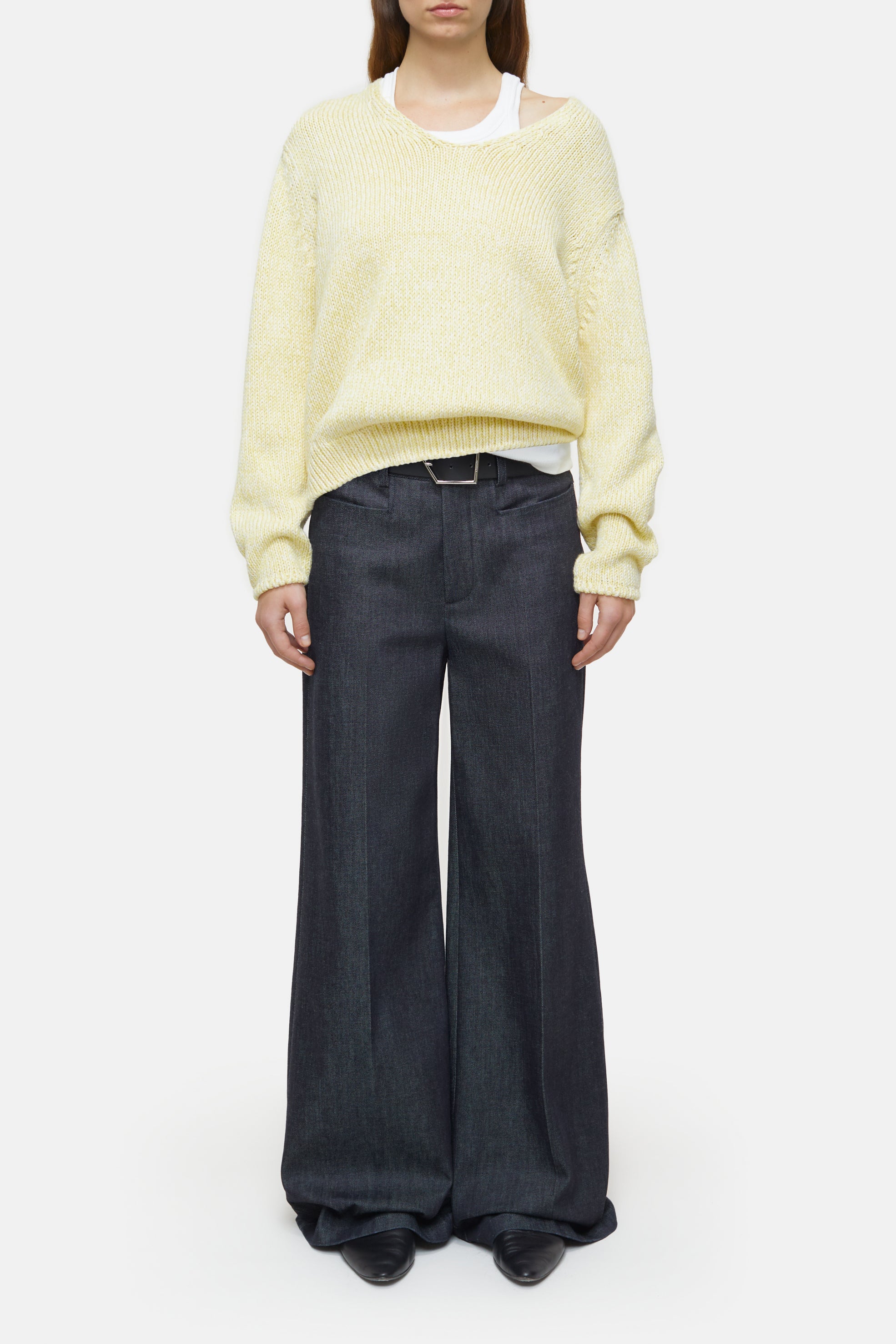 OPEN V NECK LONG SLEEVE