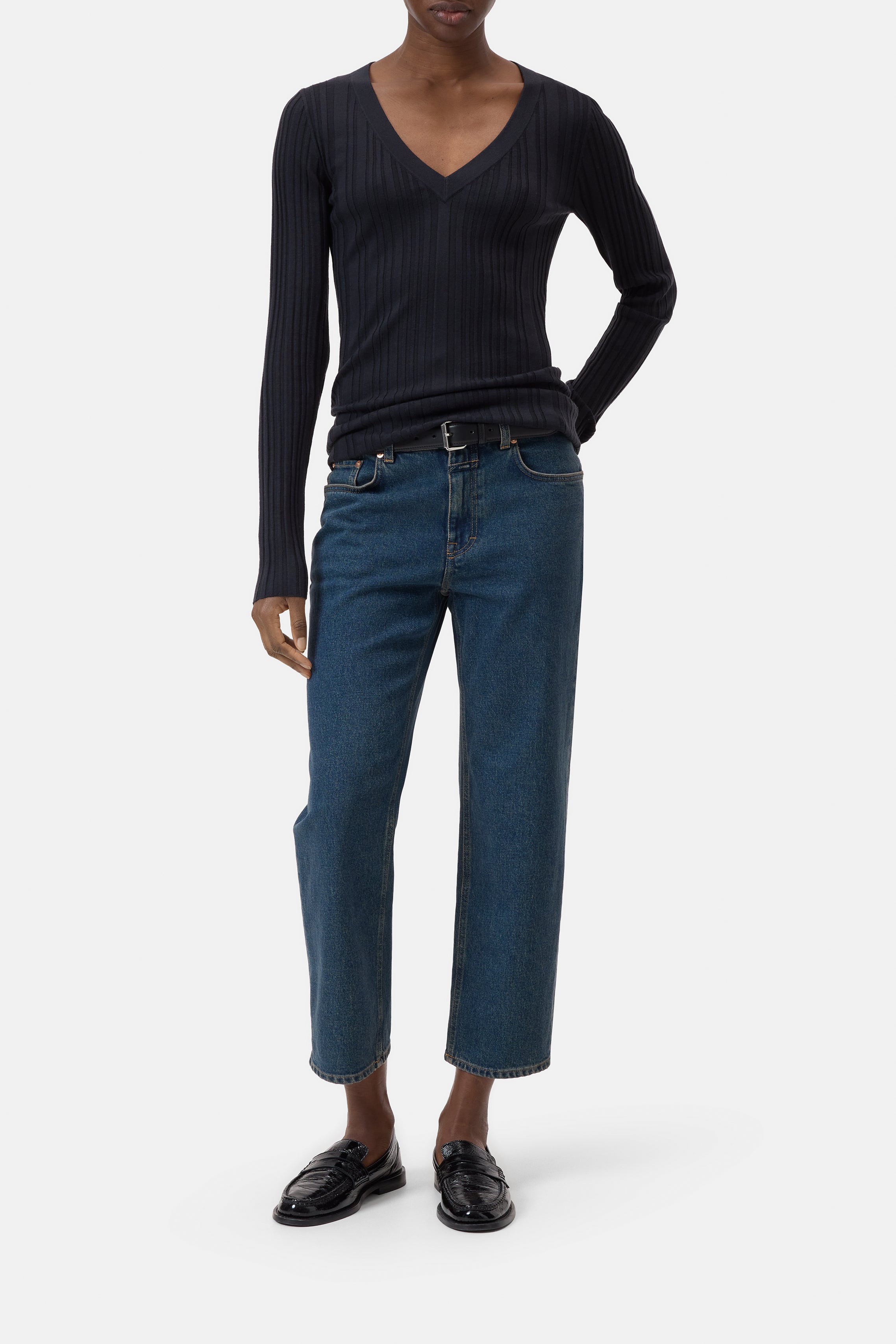 SLIM V-NECK LONG SLEEVE